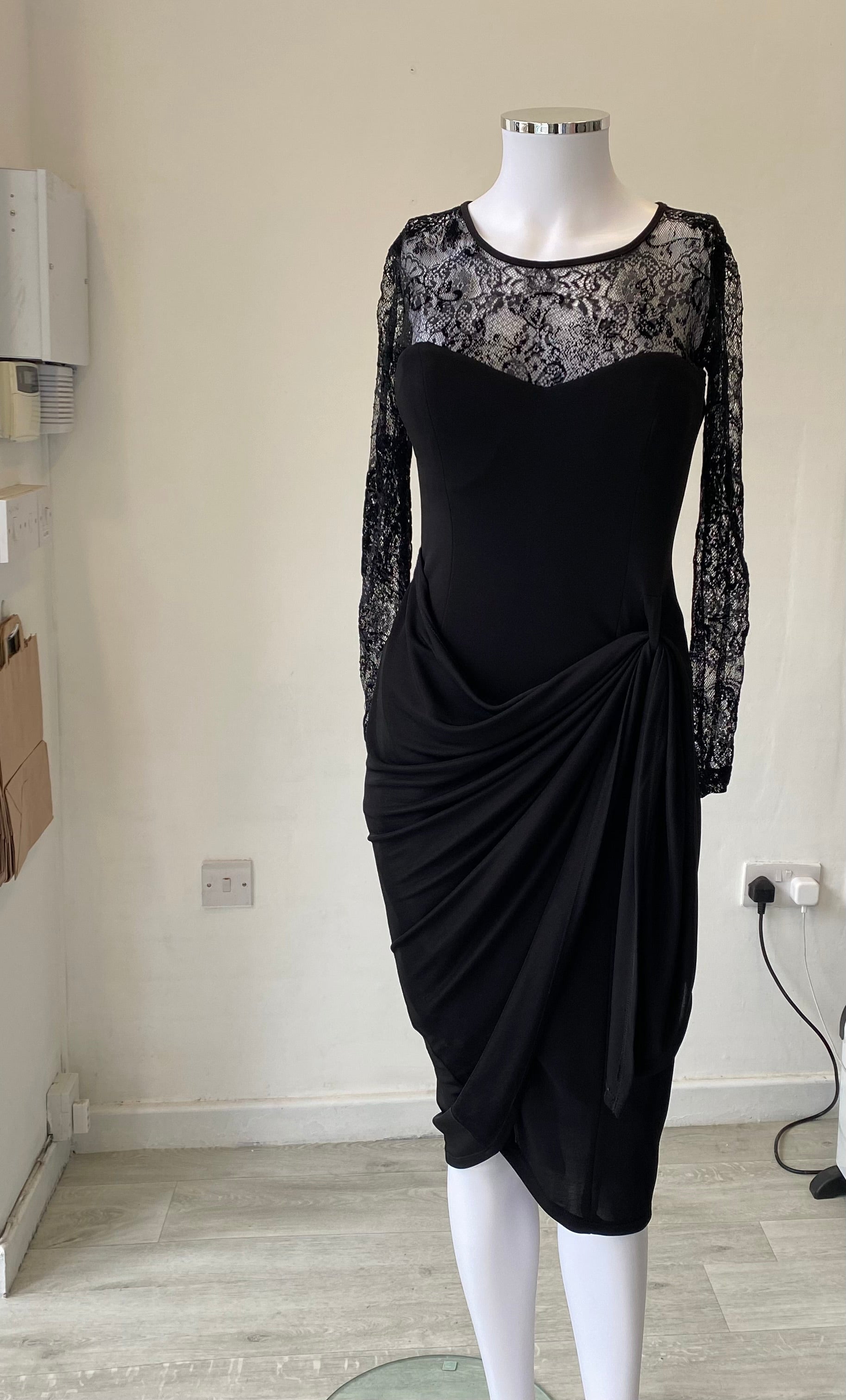 Pia Michi Black Jersey and Lace Dress Size 10 Pia Michi Black Jersey and Lace Dress Size 10