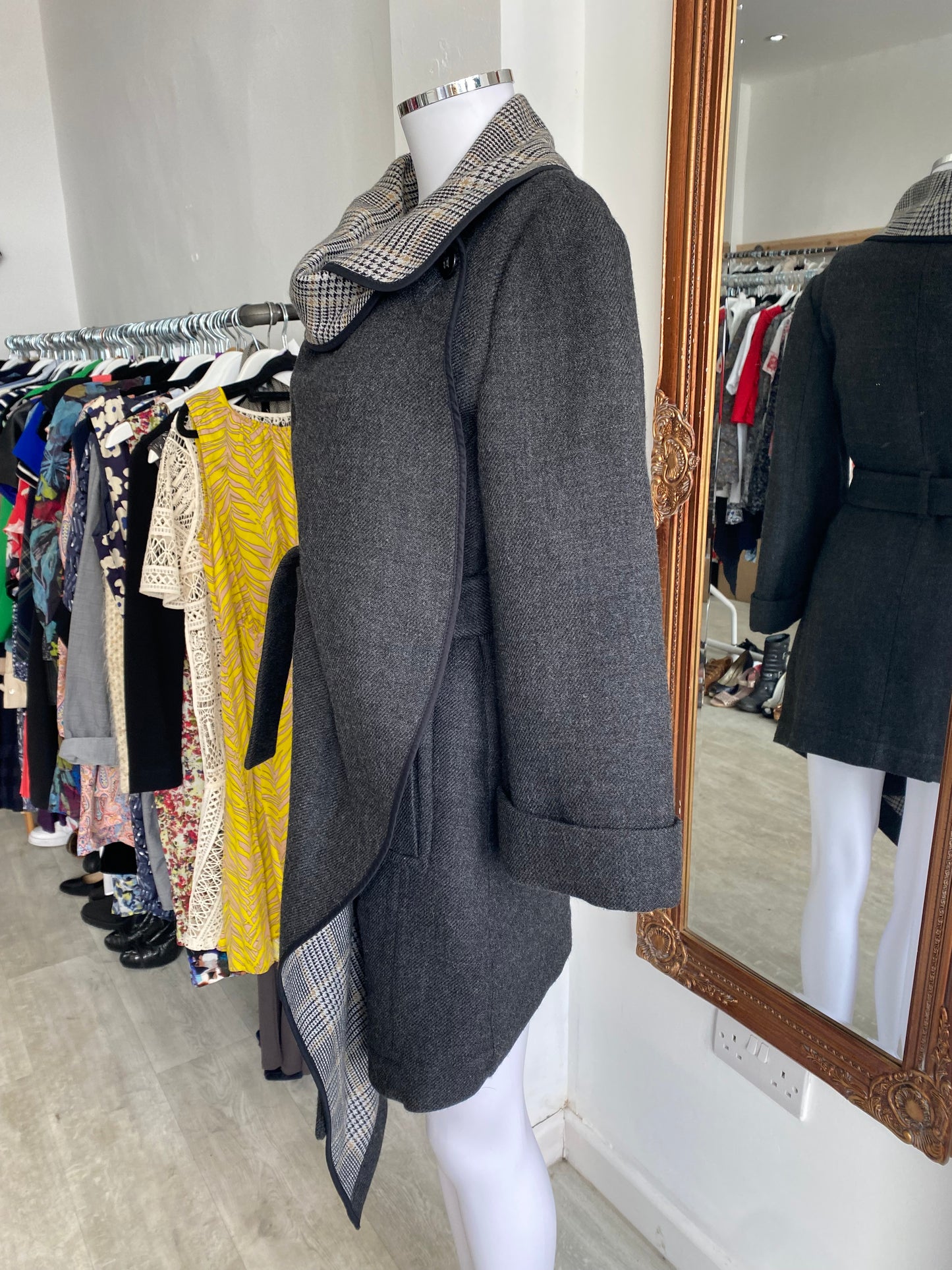 Karen Millen coat size 8-10