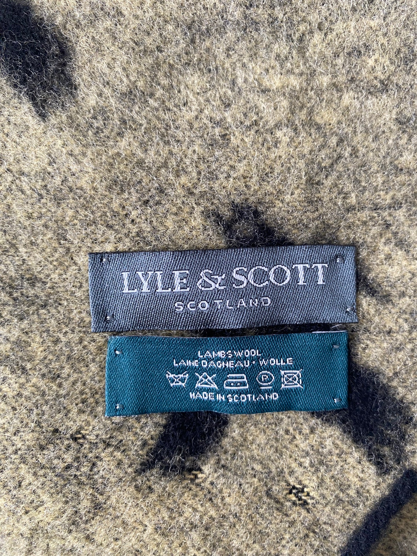 Lyle and Scott Wool Scarf