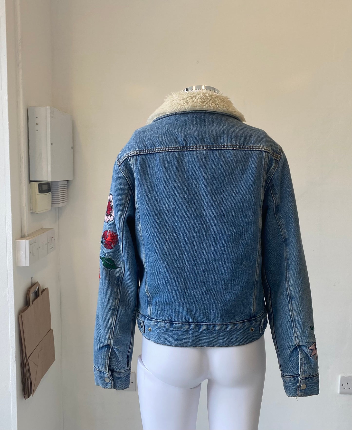 Sandro Denim Jacket with Faux Fur Lining and Embroidered Detailing Size 8