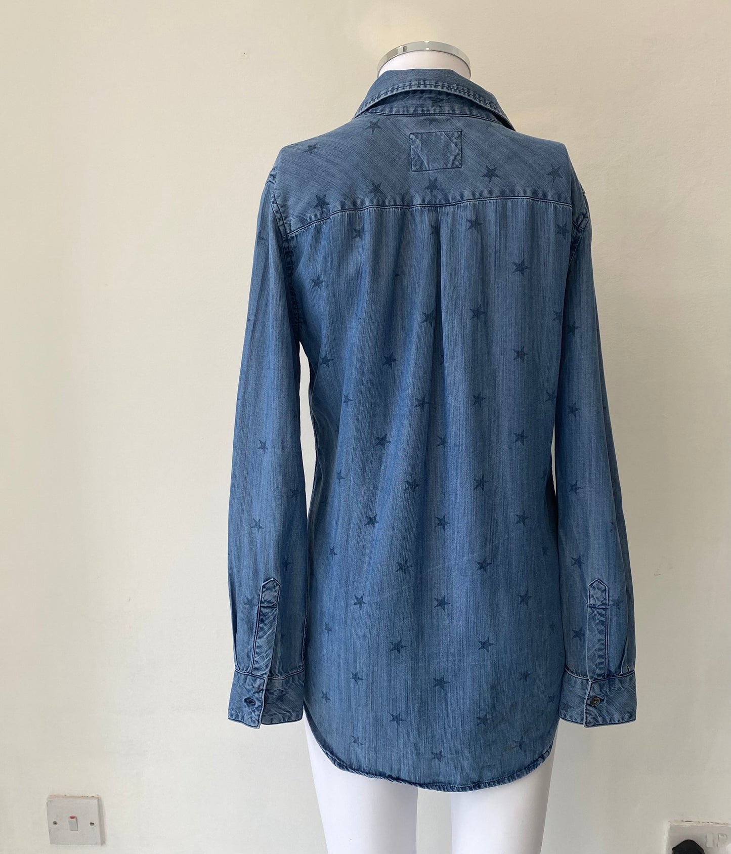 Rails Star Print Denim Look Shirt Size 8
