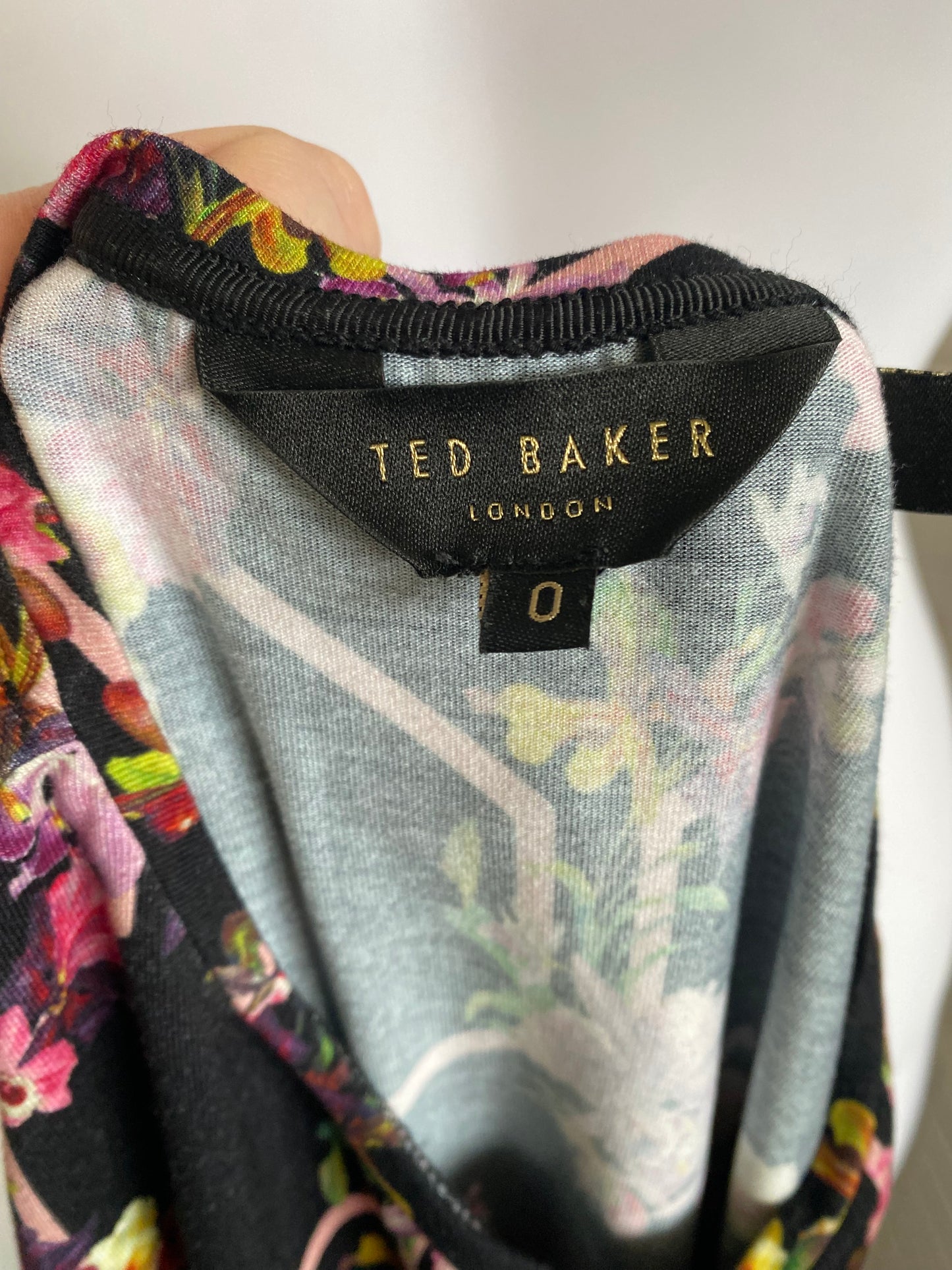 Ted Baker Lost Garden Tshirt Size 6-8