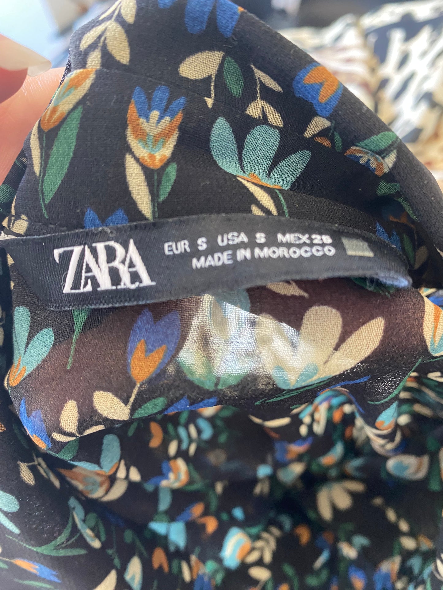 Zara cropped blouse size 8-10