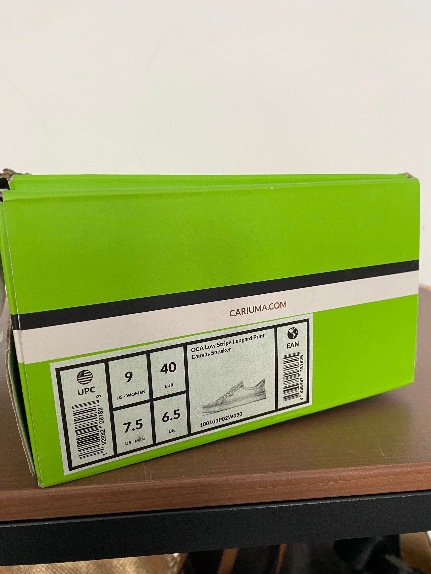 Cariuma Leopard Print Canvas Trainers Size 6.5