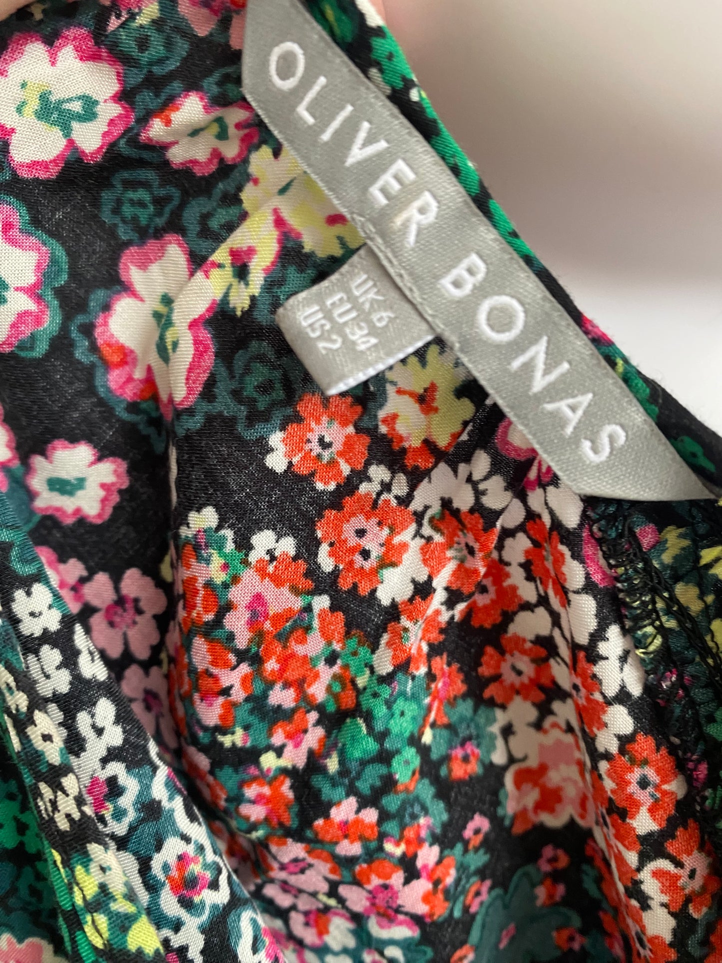 Oliver Bonas floral print top size 6-8
