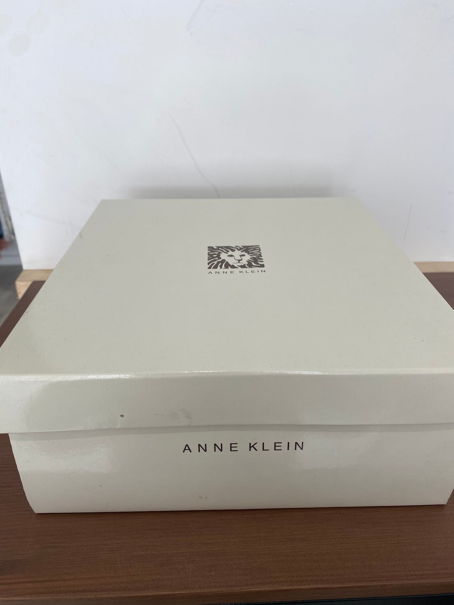 Anne Klein Beige Cut Out Heels Size 5