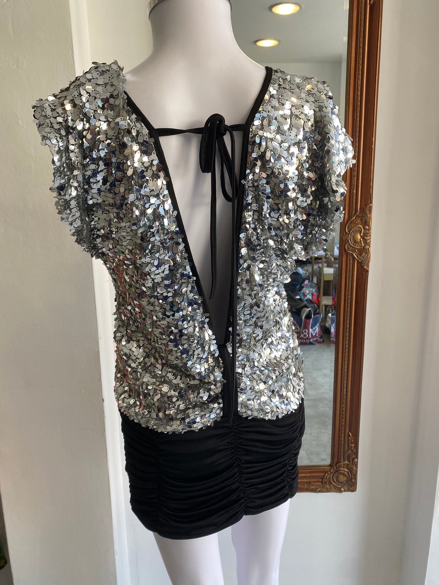 Party 21 sequin dress size 10