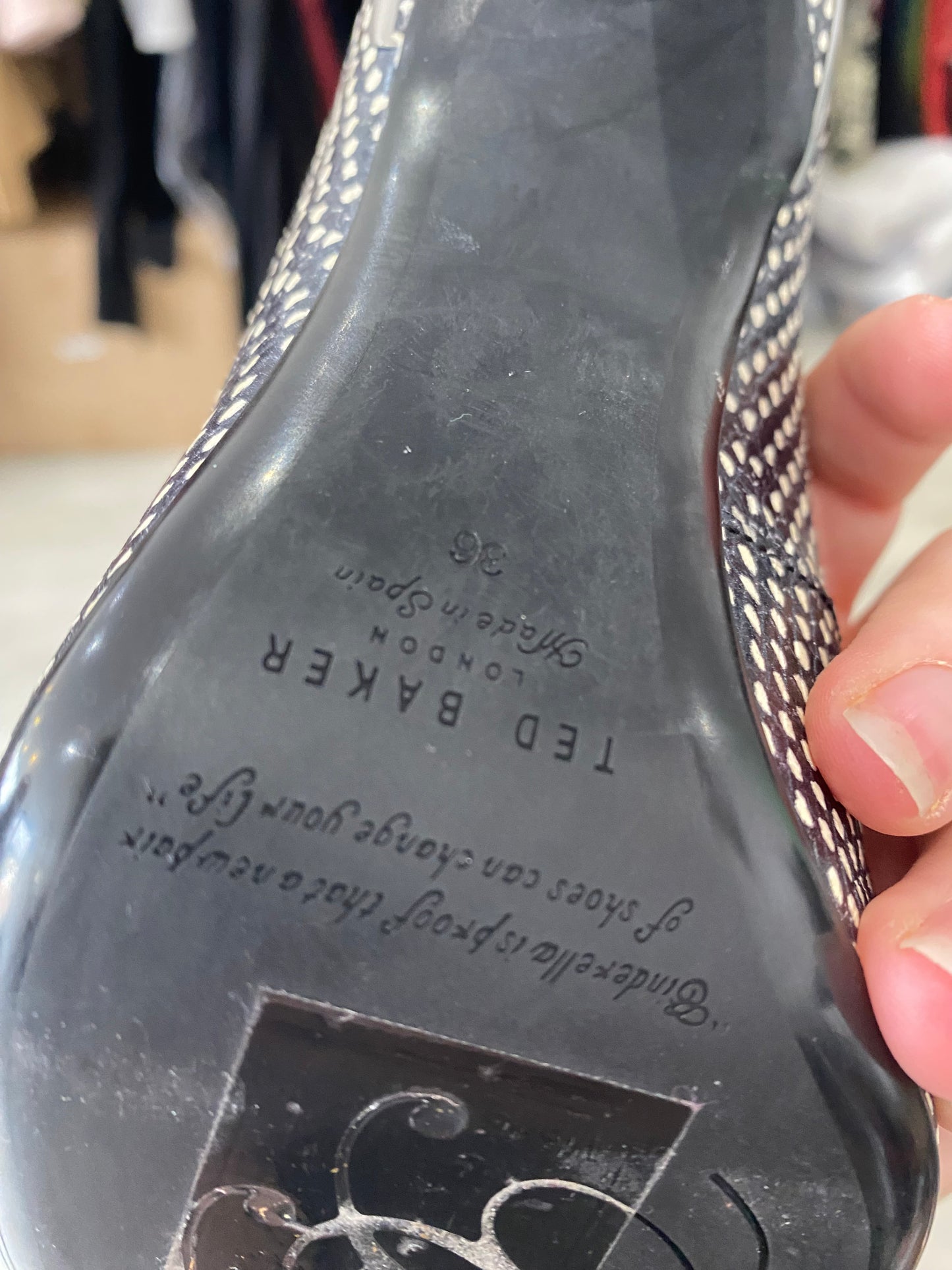 Ted Baker dotted heels size 3