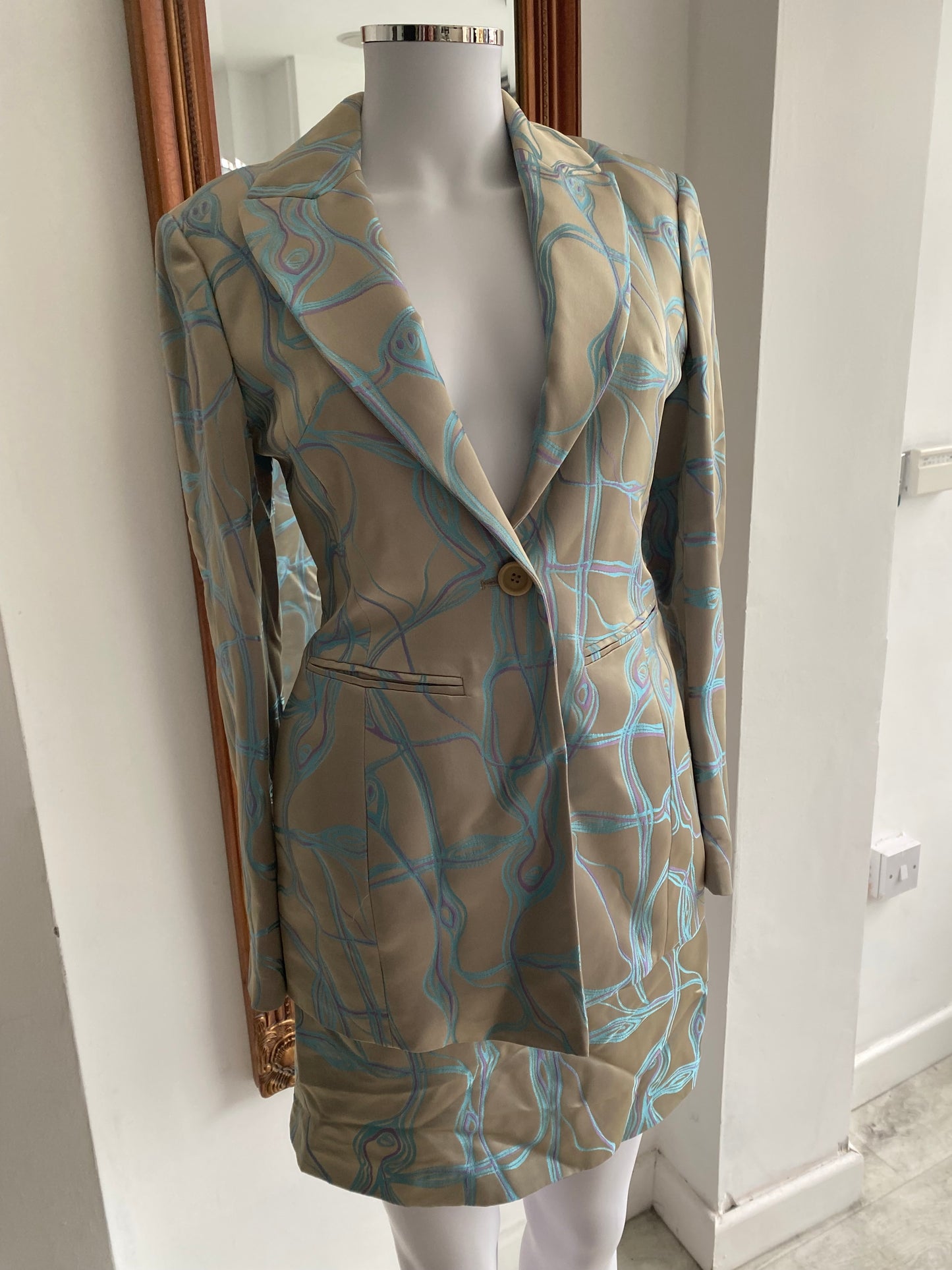Karen Millen Y2K vintage suit size 8