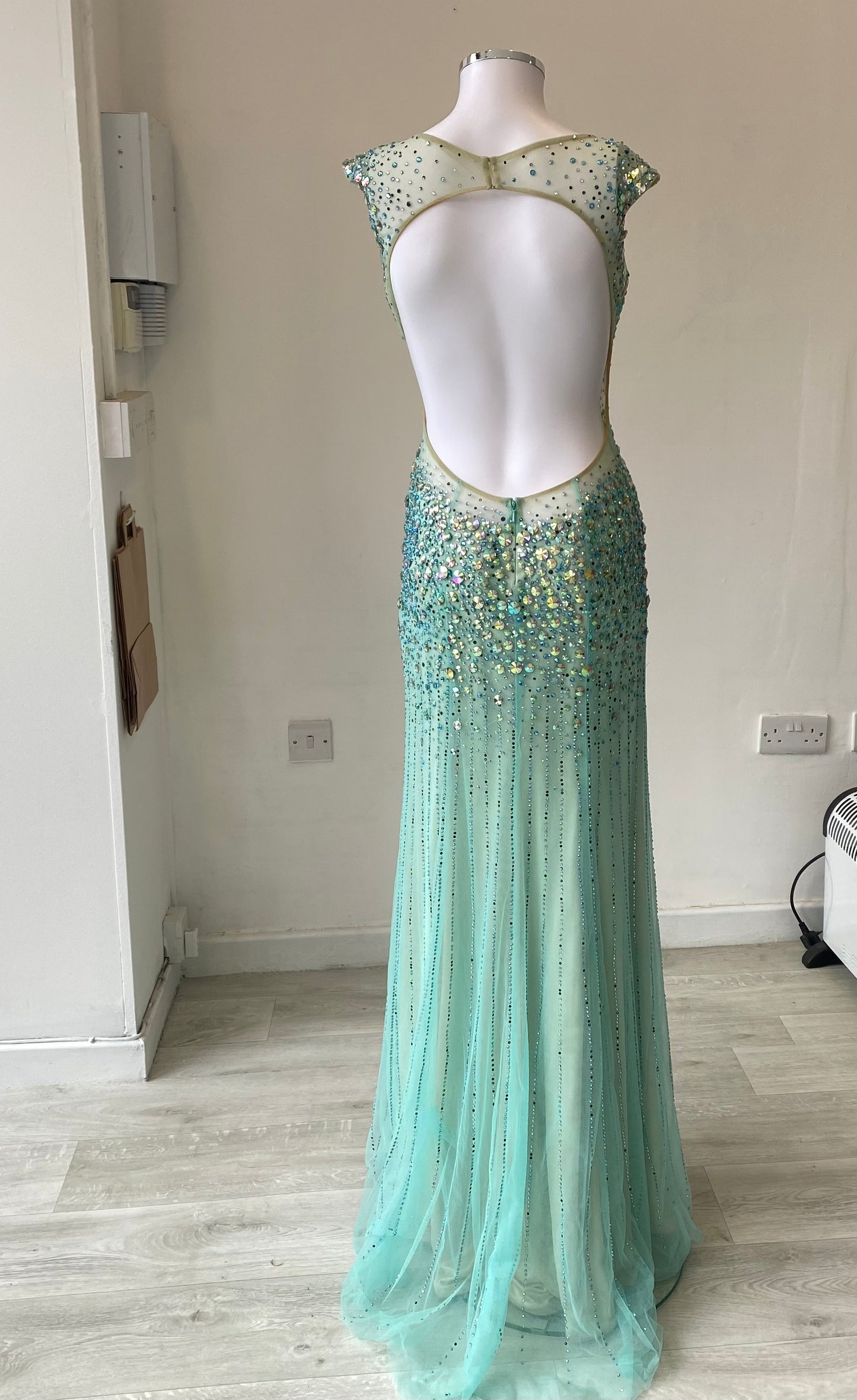 Jovani Turquoise Beaded Full Length Gown Prom Dress Size 6-8