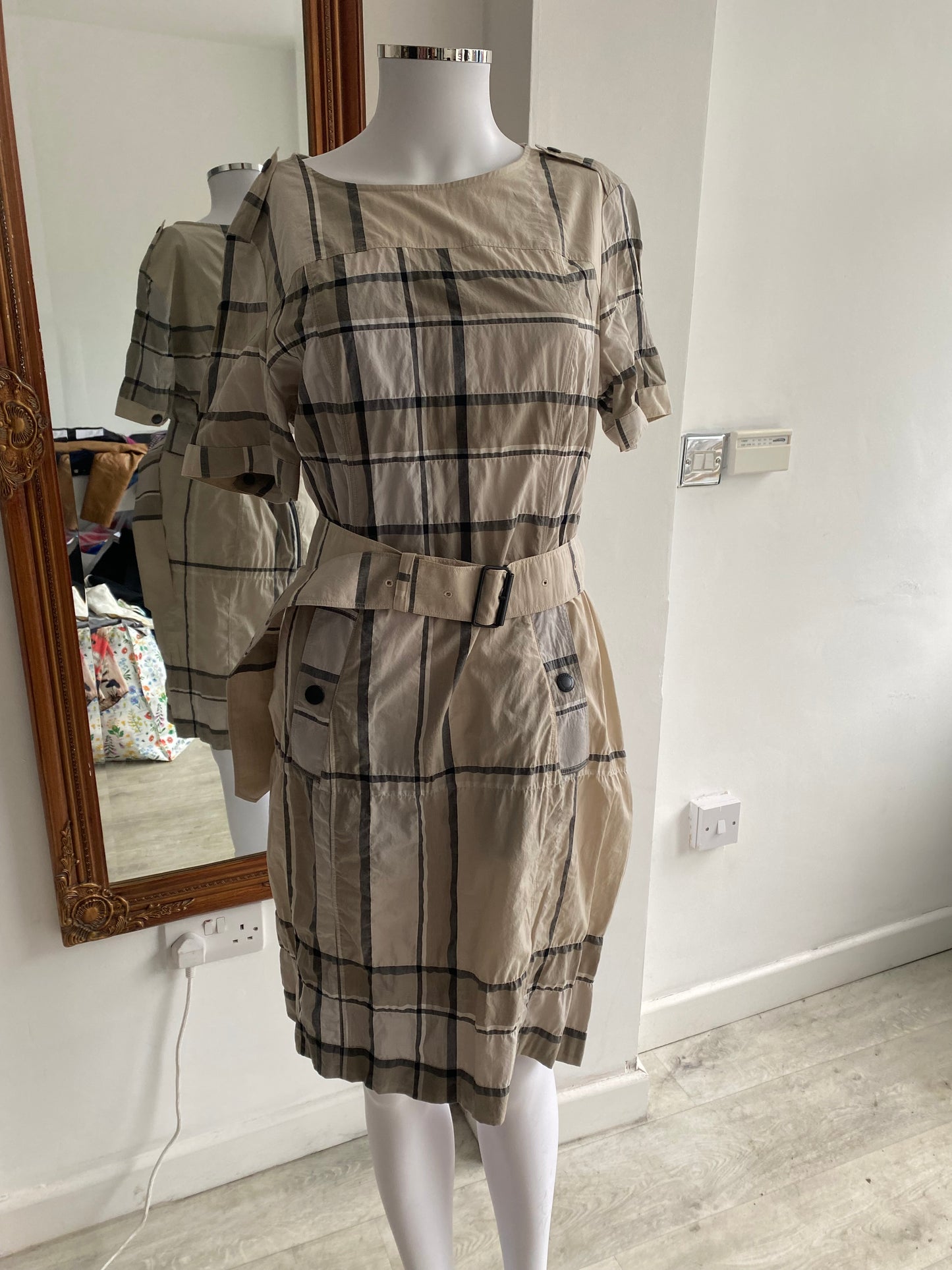 Burberry checked dress nova check size 10