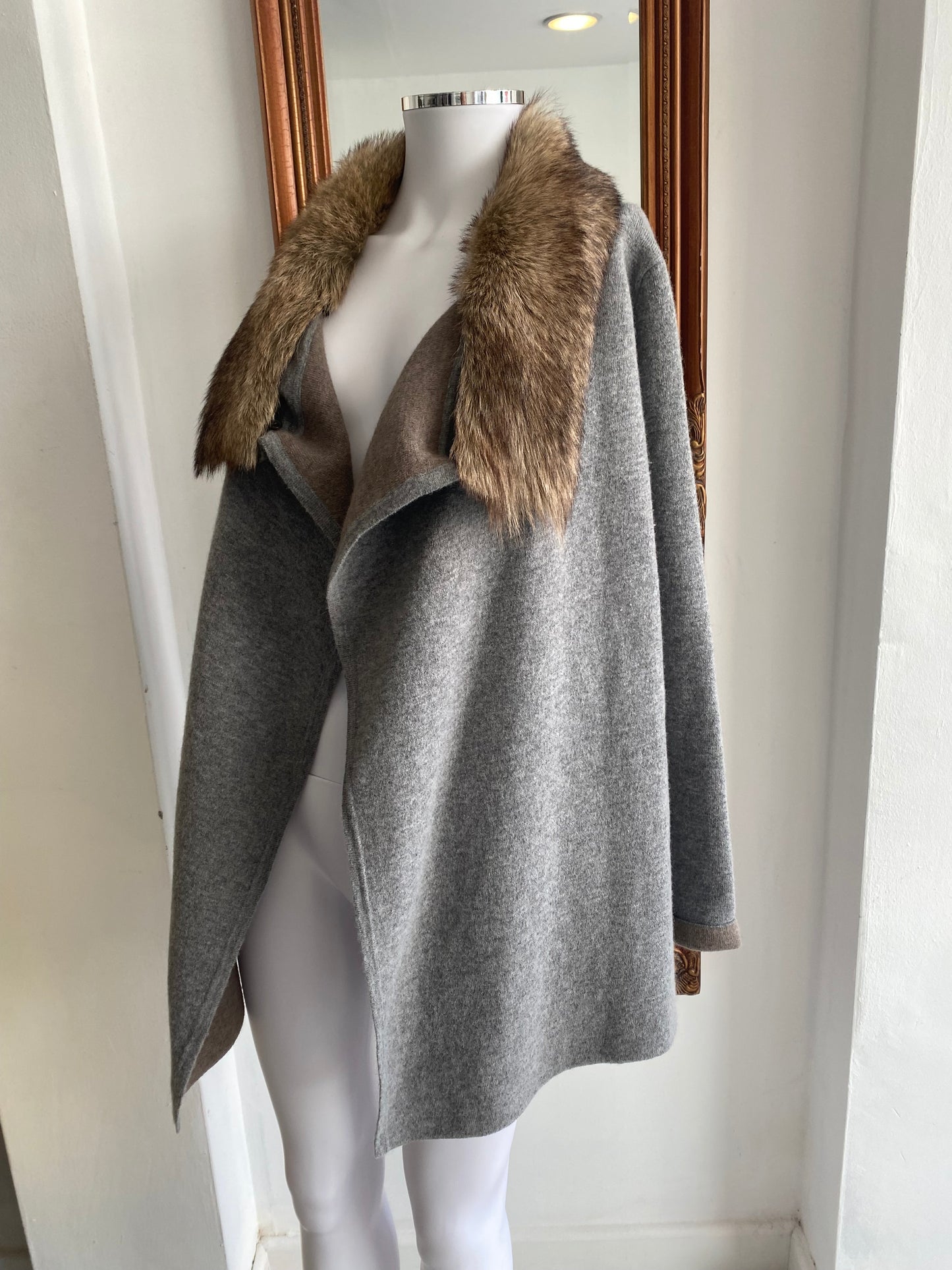 Massimo Dutti cardigan size 8-10