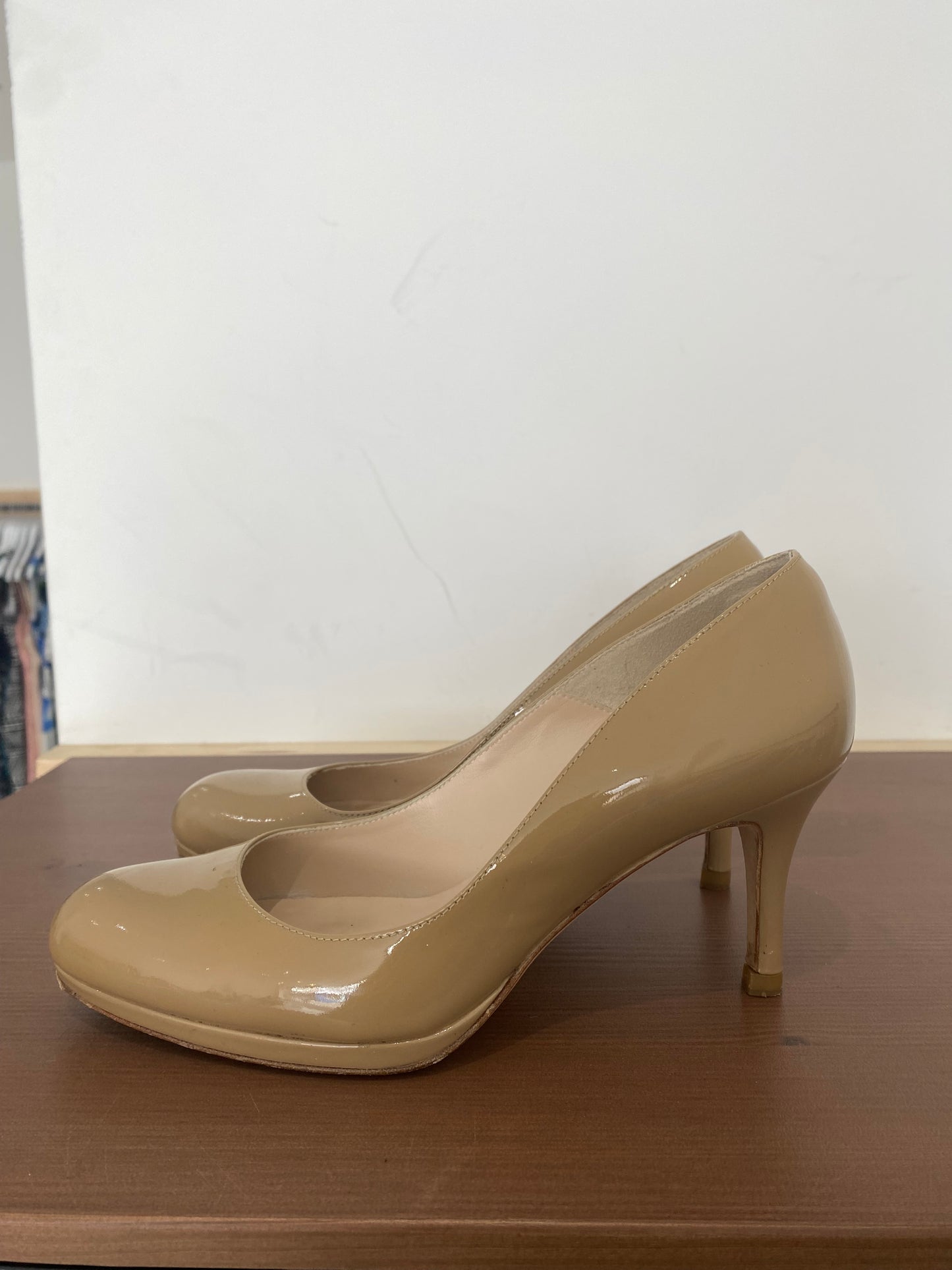 LK Bennett Beige Patent Court Shoes Size 5