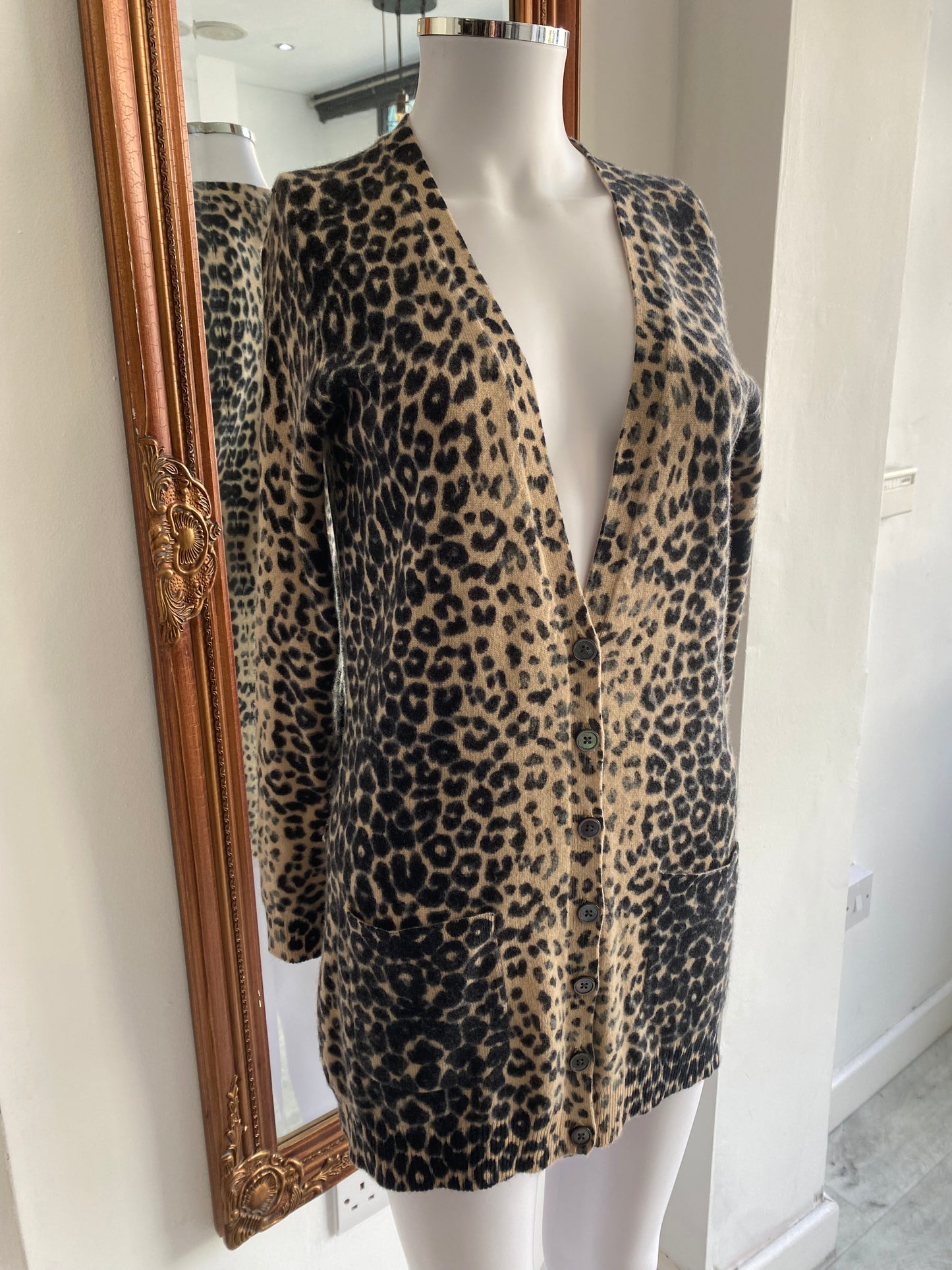 Marks and Spencer 100% cashmere leopard print cardigan size 8-10