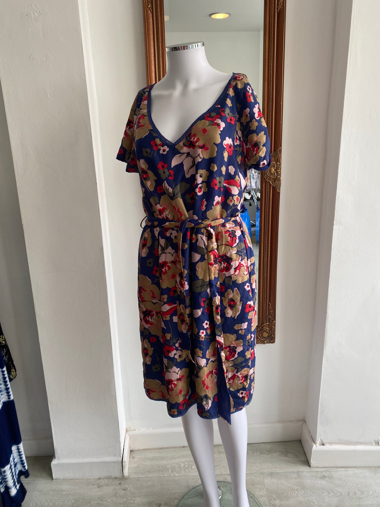 Hobbs NW3 Silk Floral Print Dress Size 12