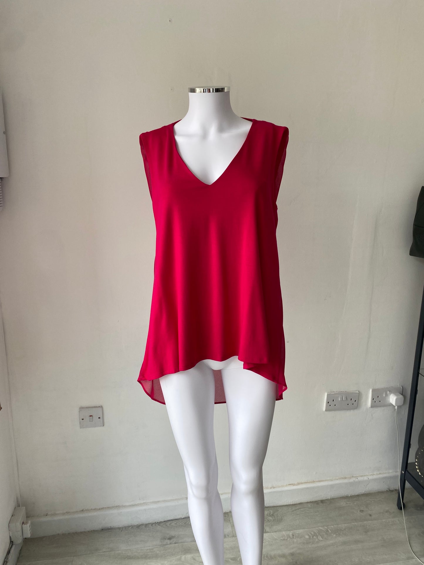 Phase Eight Pink Floaty Top Size 12