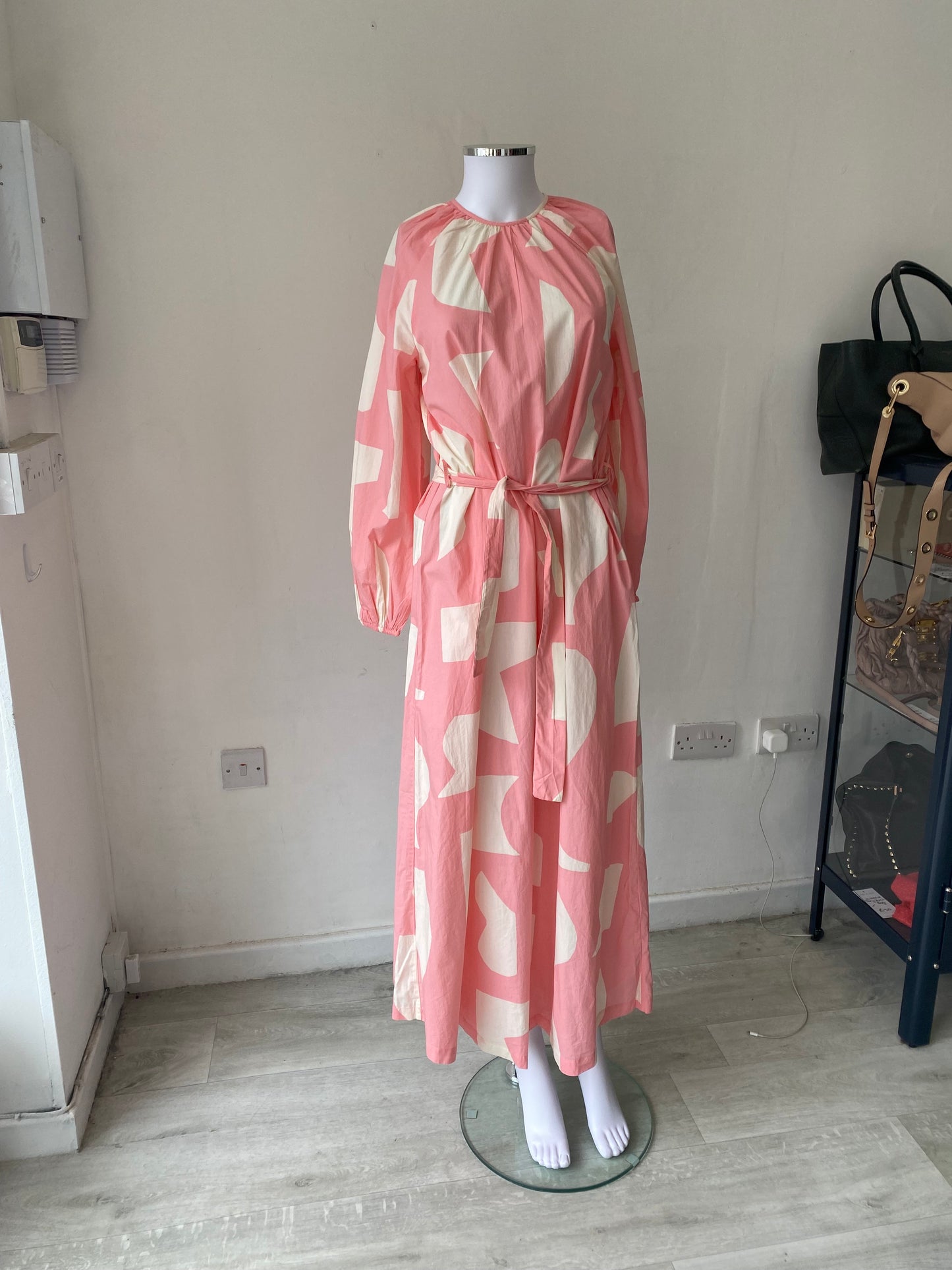 Monki Pink Printed Dress Size 6-8 New with Tags Follow The Clothes Monki Pink Printed Dress Size 6-8 New with Tags Follow The Clothes