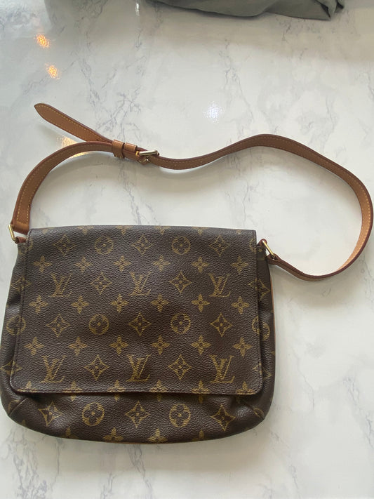Louis Vuitton Musette Tango Handbag