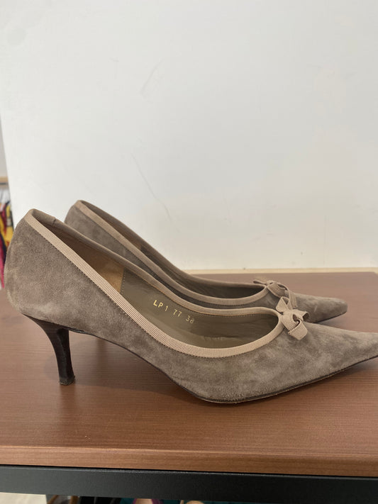 LK Bennett Beige Suede Heels with Bow Detail Size 5