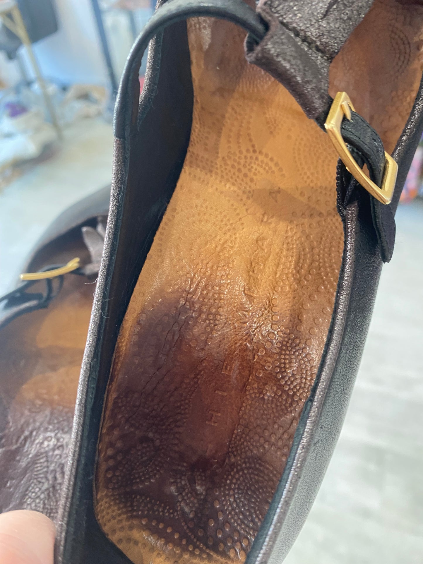 Chie Mihara Leather Ruffle T Bar Mary Jane Heels Size 5