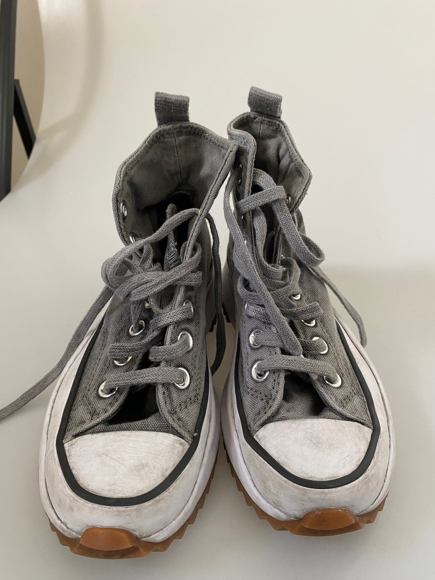 Converse grey canvas run star trainers size 3