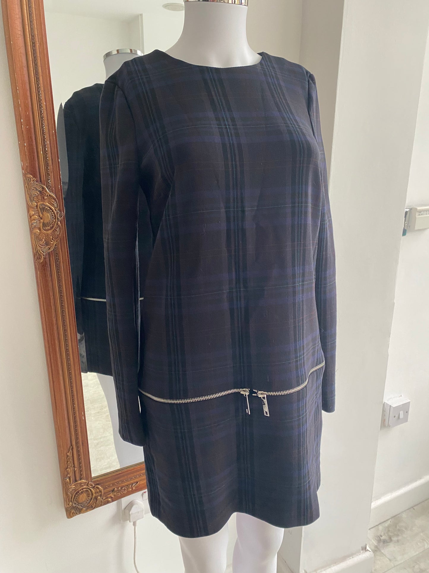 Zara checked dress size 8