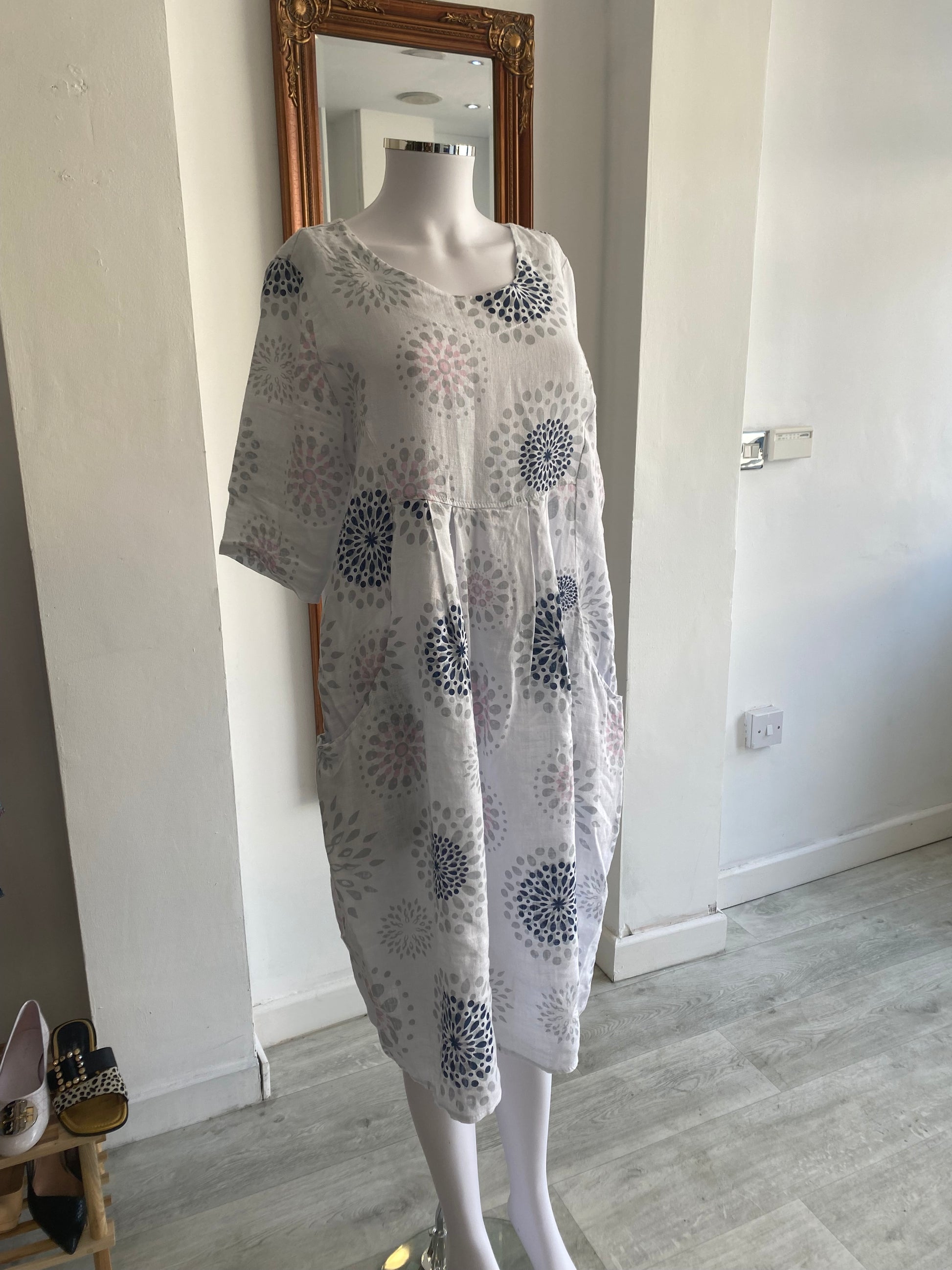 Luca Vanucci Linen Patterned Dress Size Small Would Fit 8-14 Luca Vanucci Linen Patterned Dress Size Small Would Fit 8-14