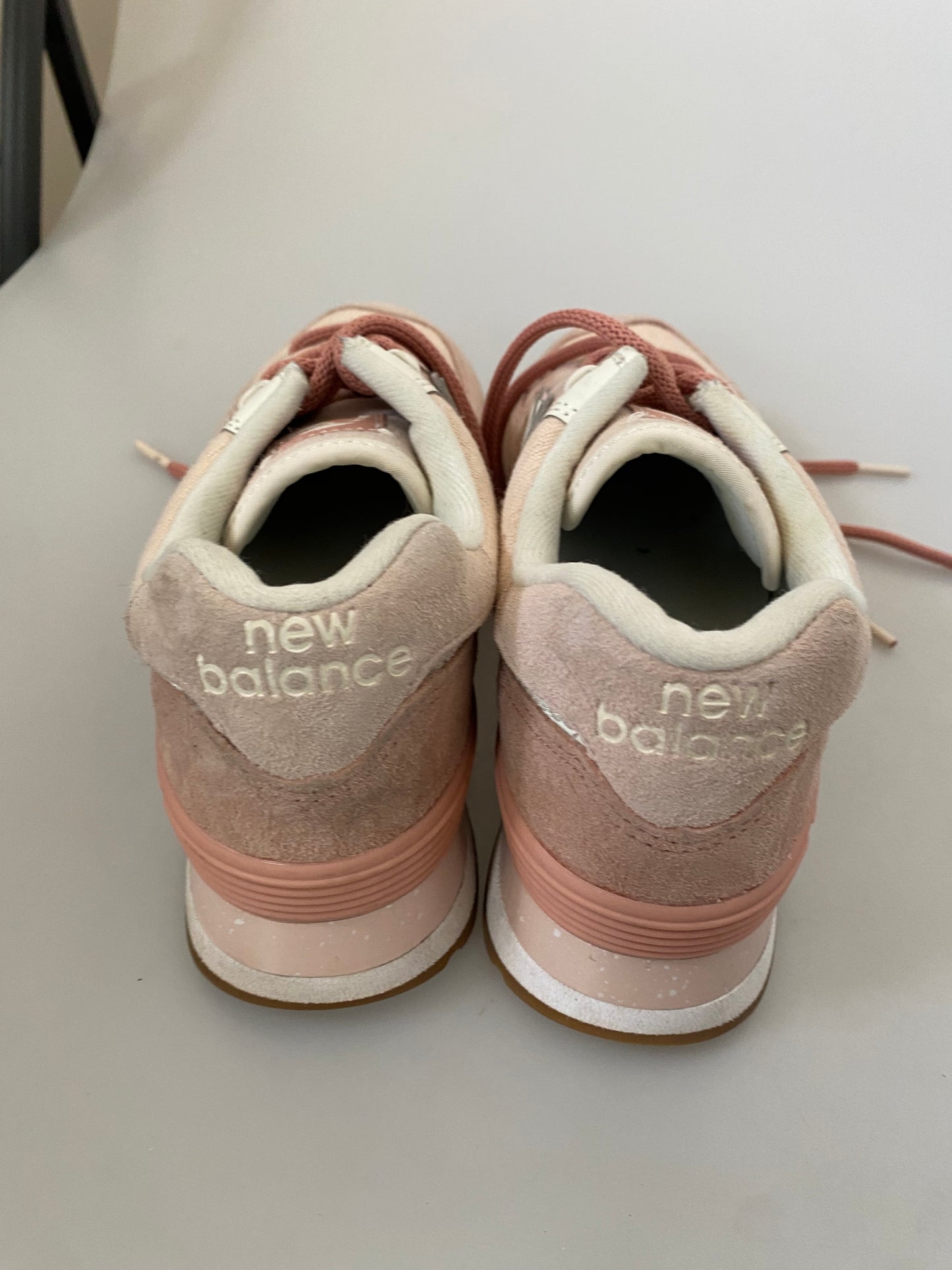New Balance light pink suede trainers size 4.5