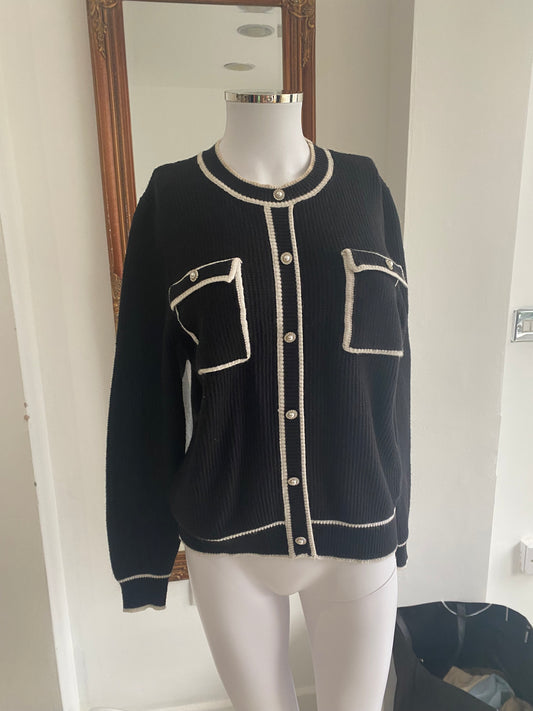 Bluoltre black and white cardigan size 12-14