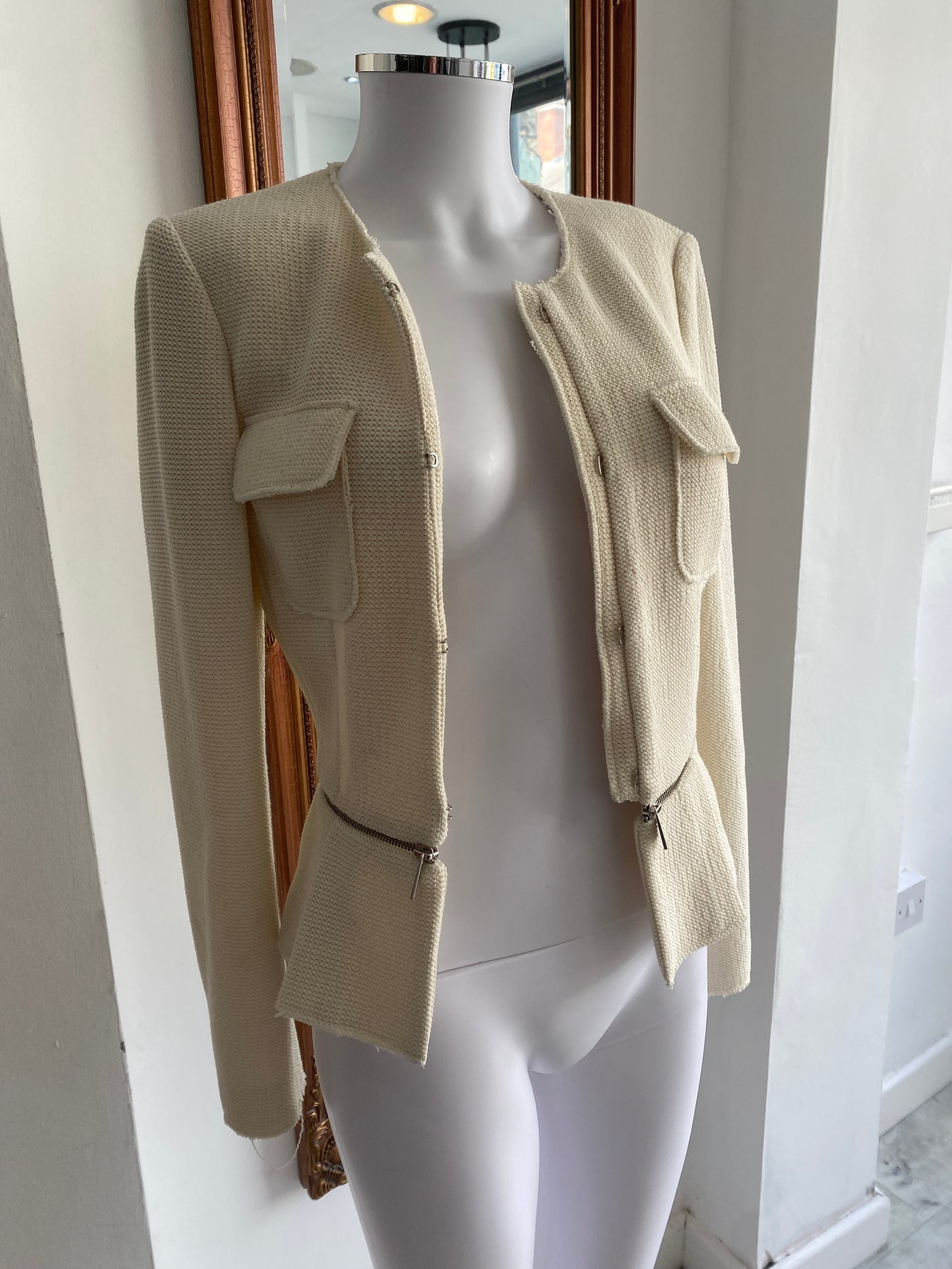 Zara cream jacket size 6-8