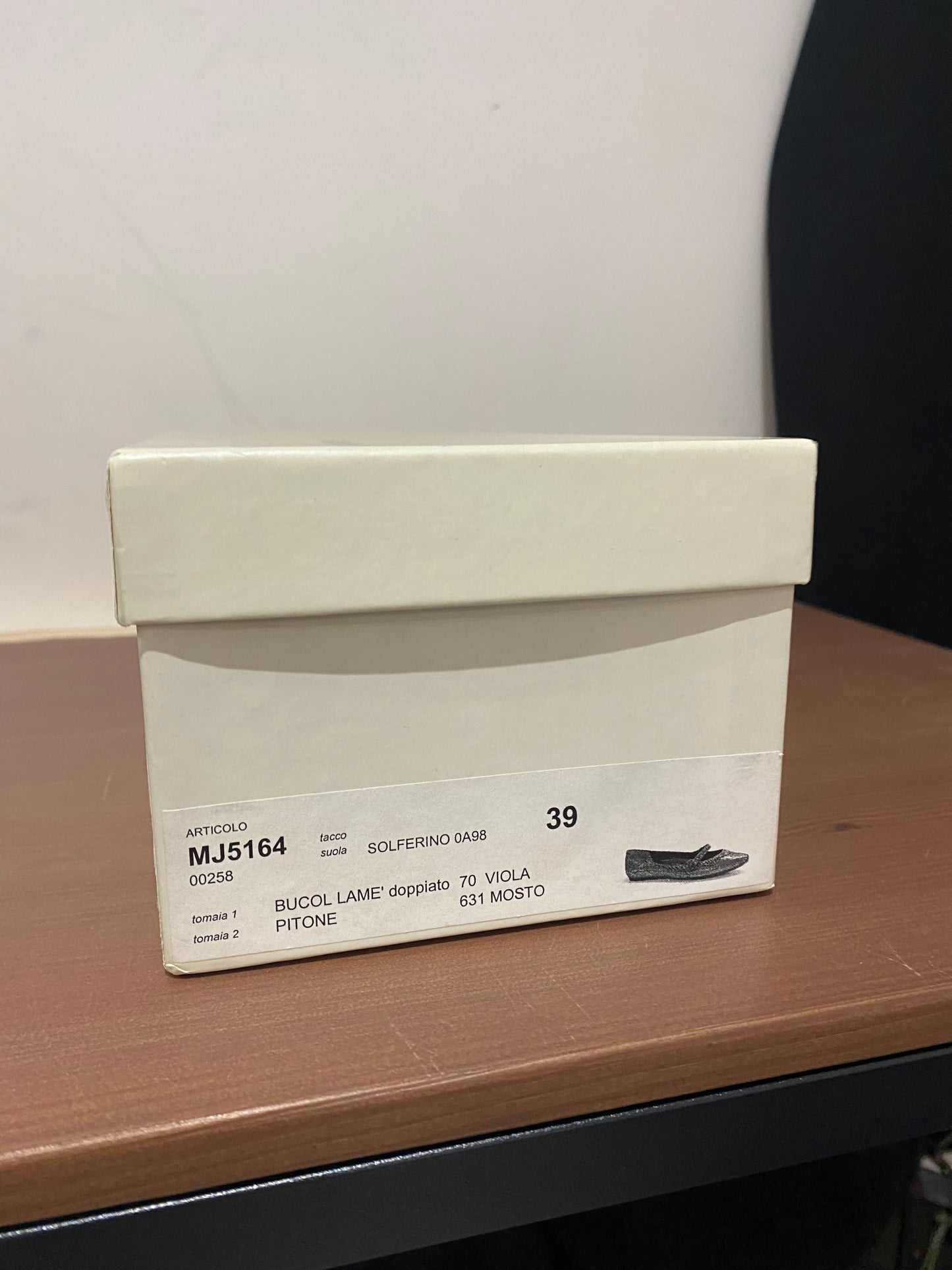 Marc Jacobs Purple Shimmer Flat Shoes Size 6