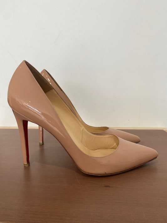 Christian Louboutin Beige Patent Court Pumps Size 7