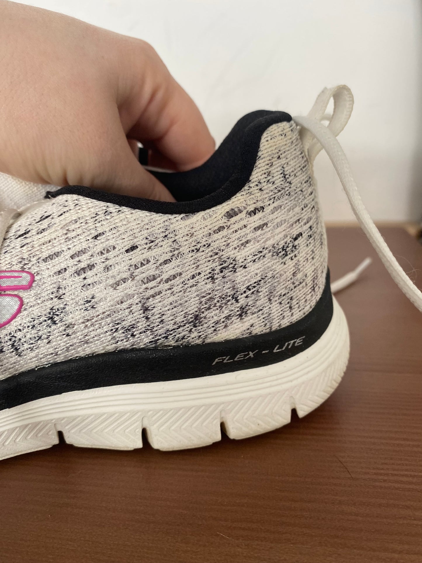 Sketchers Flex Lite memory foam trainers size 3