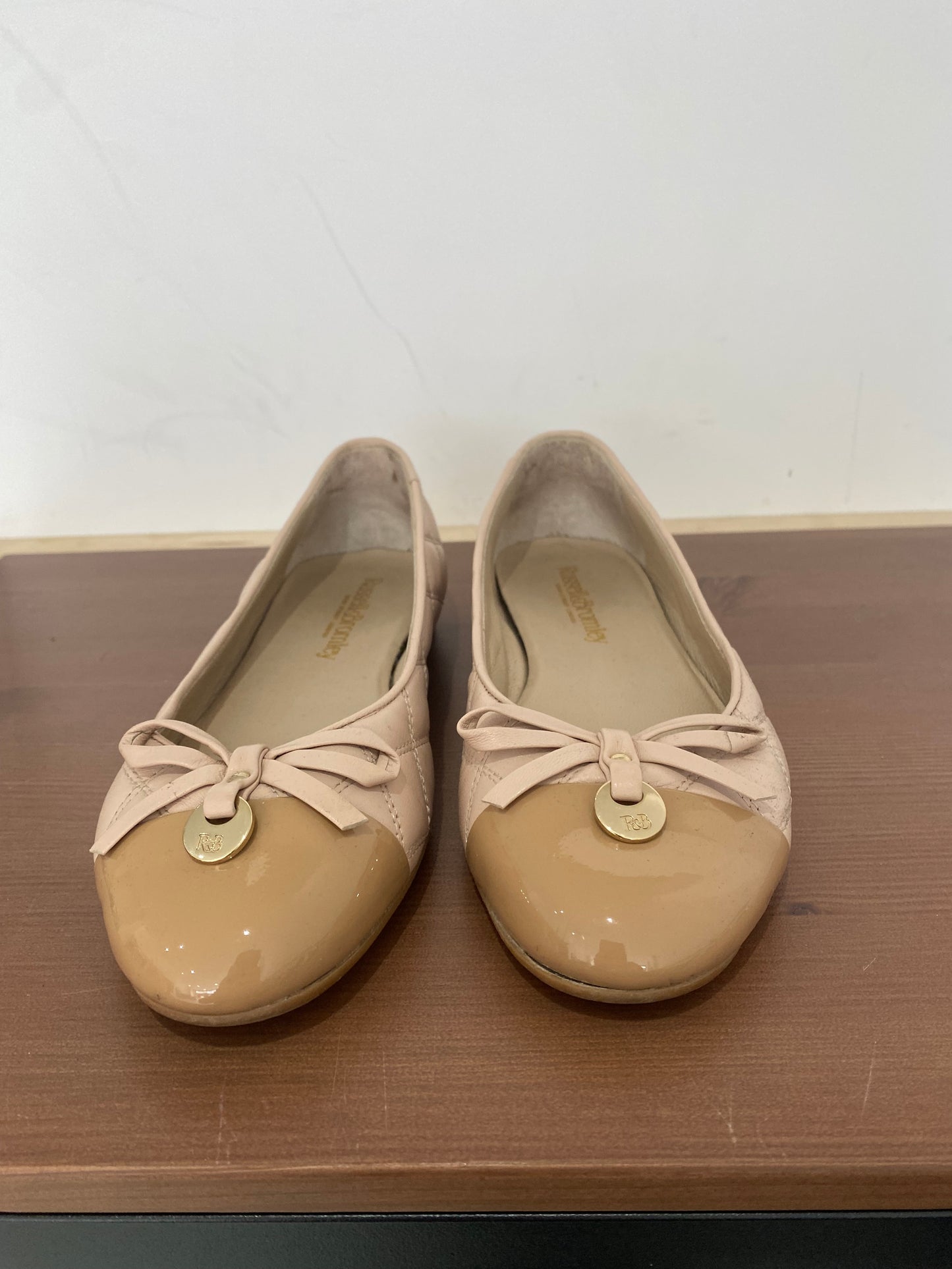Russell and Bromley Blush Pink Leather Quilted Pumps Size 5