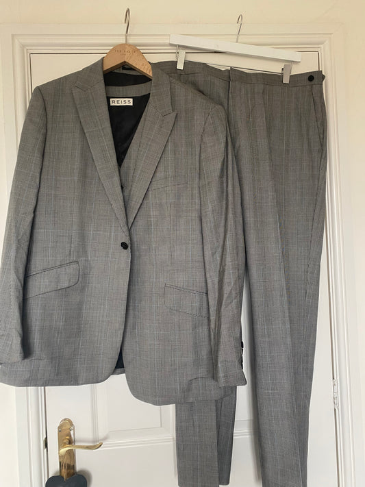 Reiss Prince of Wales check 3 Piece Suit