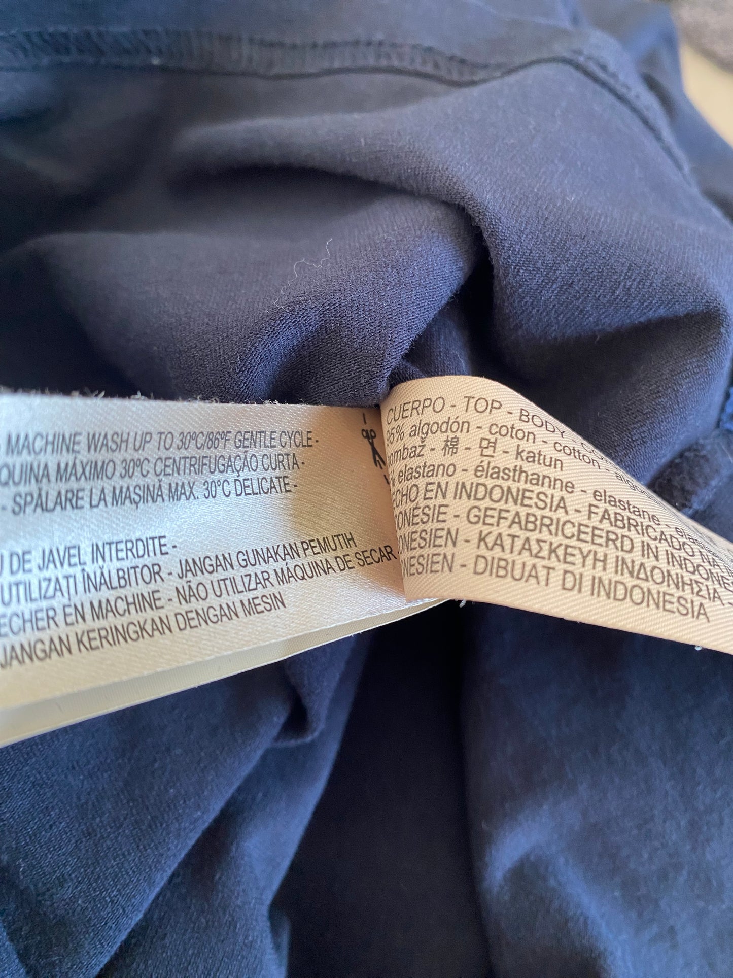 Massimo Dutti Navy Tshirt Size XL