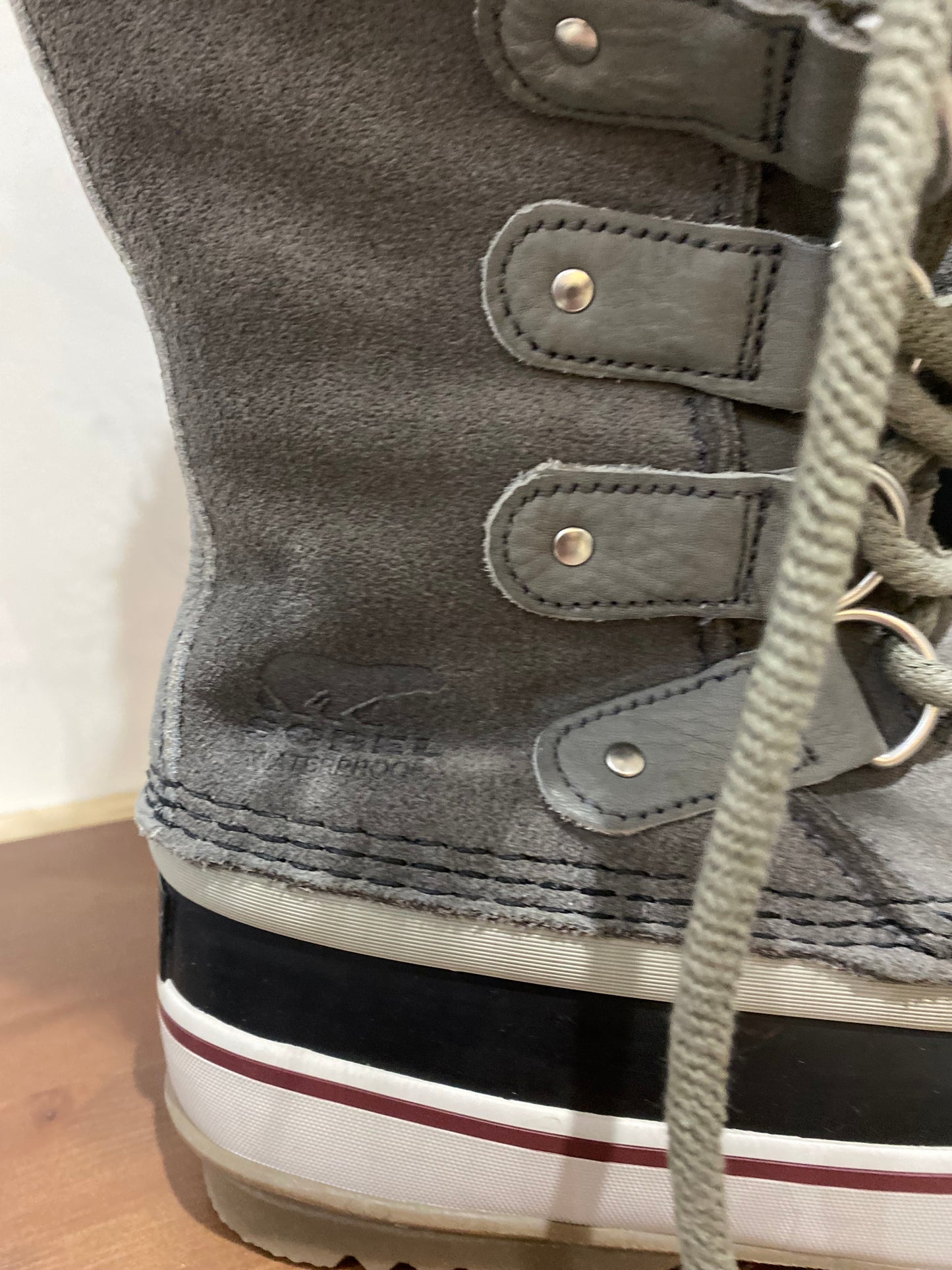 Sorel Grey Snow Boots Size 3