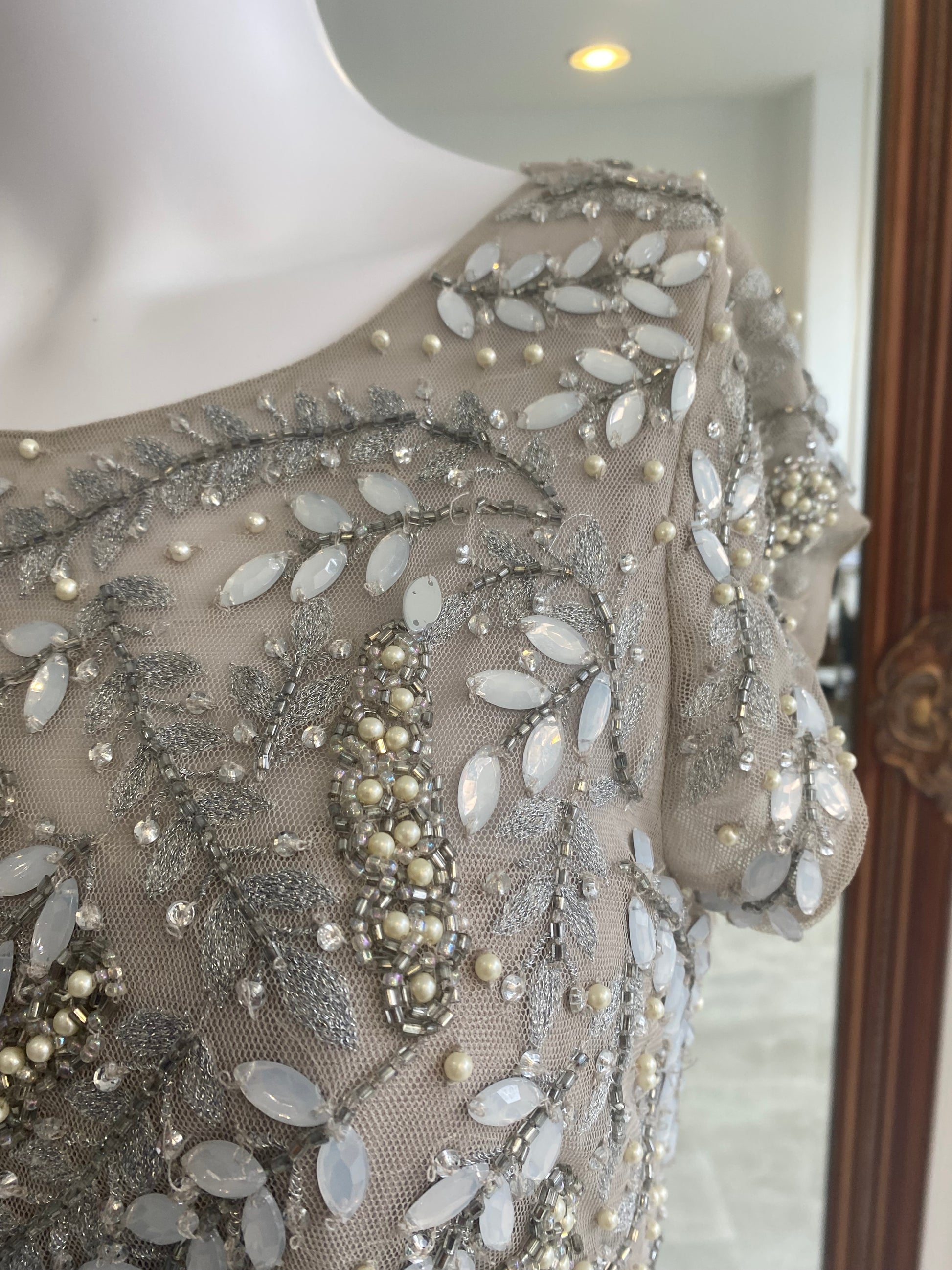 Jenny Packham No 1 Grey Sequin Dress Size 8 Follow The Clothes Jenny Packham No 1 Grey Sequin Dress Size 8 Follow The Clothes