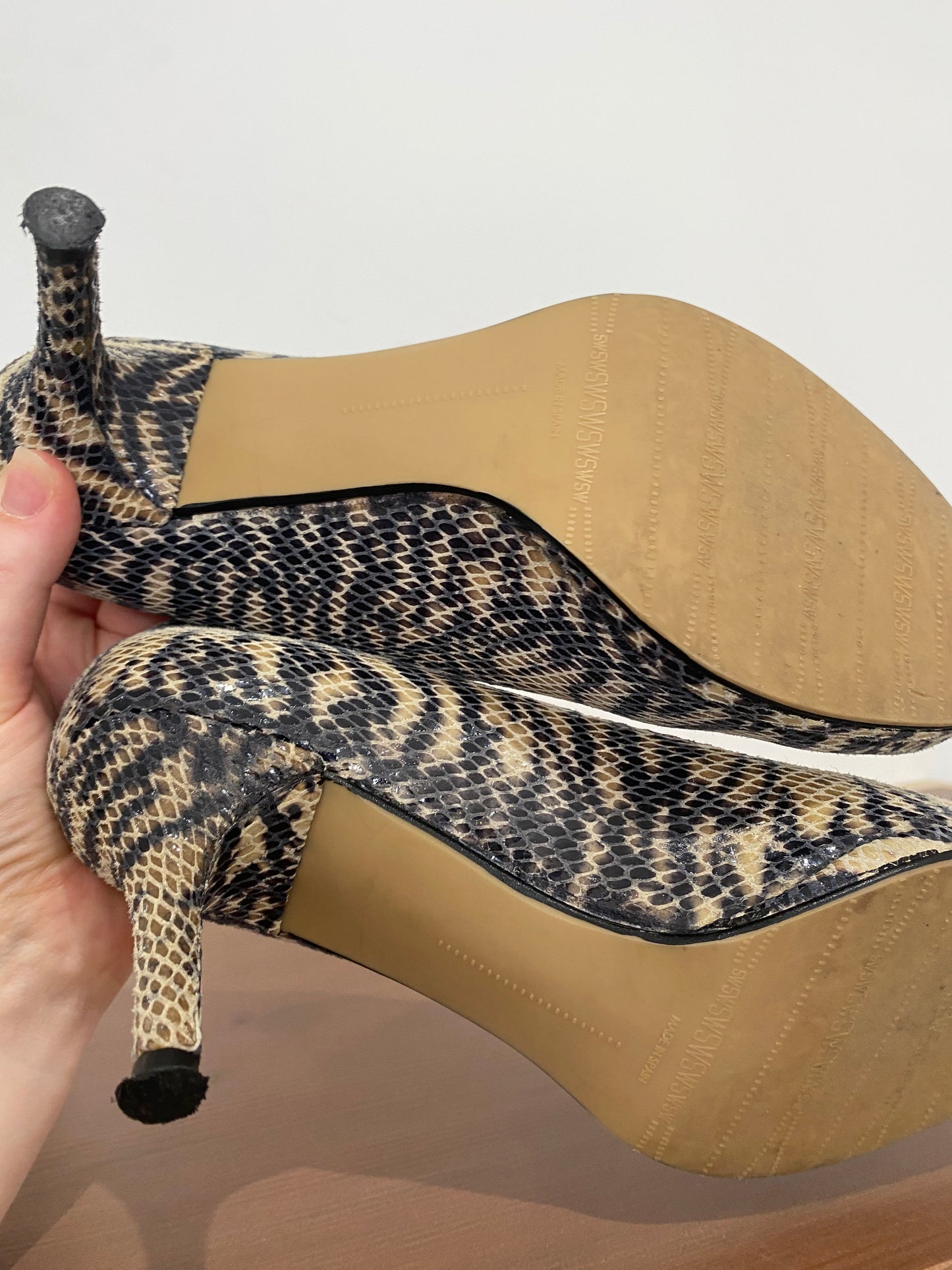 Stuart Weitzman X Russell and Bromley Muse Tiger Print Court Shoes Size 5