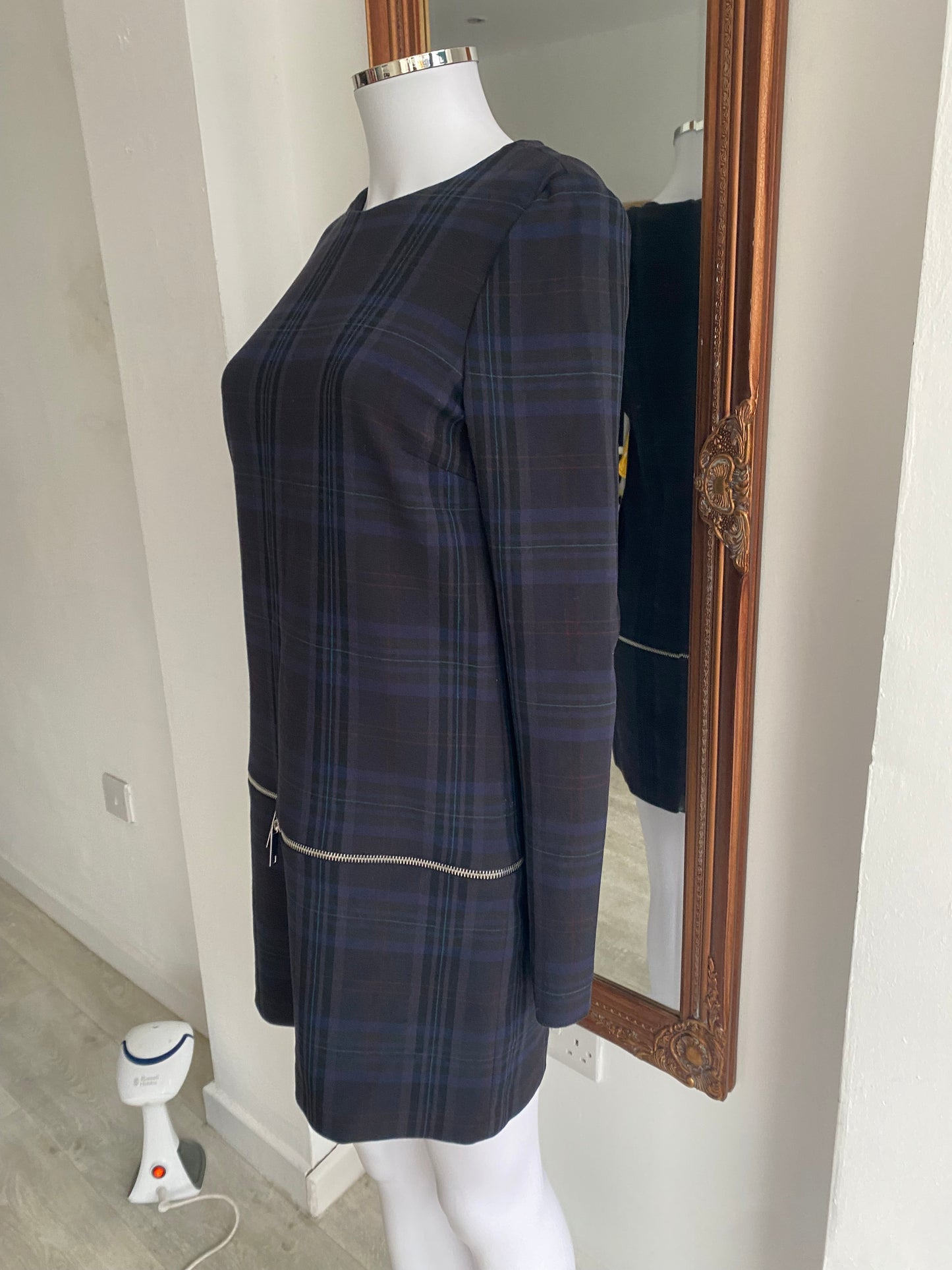 Zara checked dress size 8