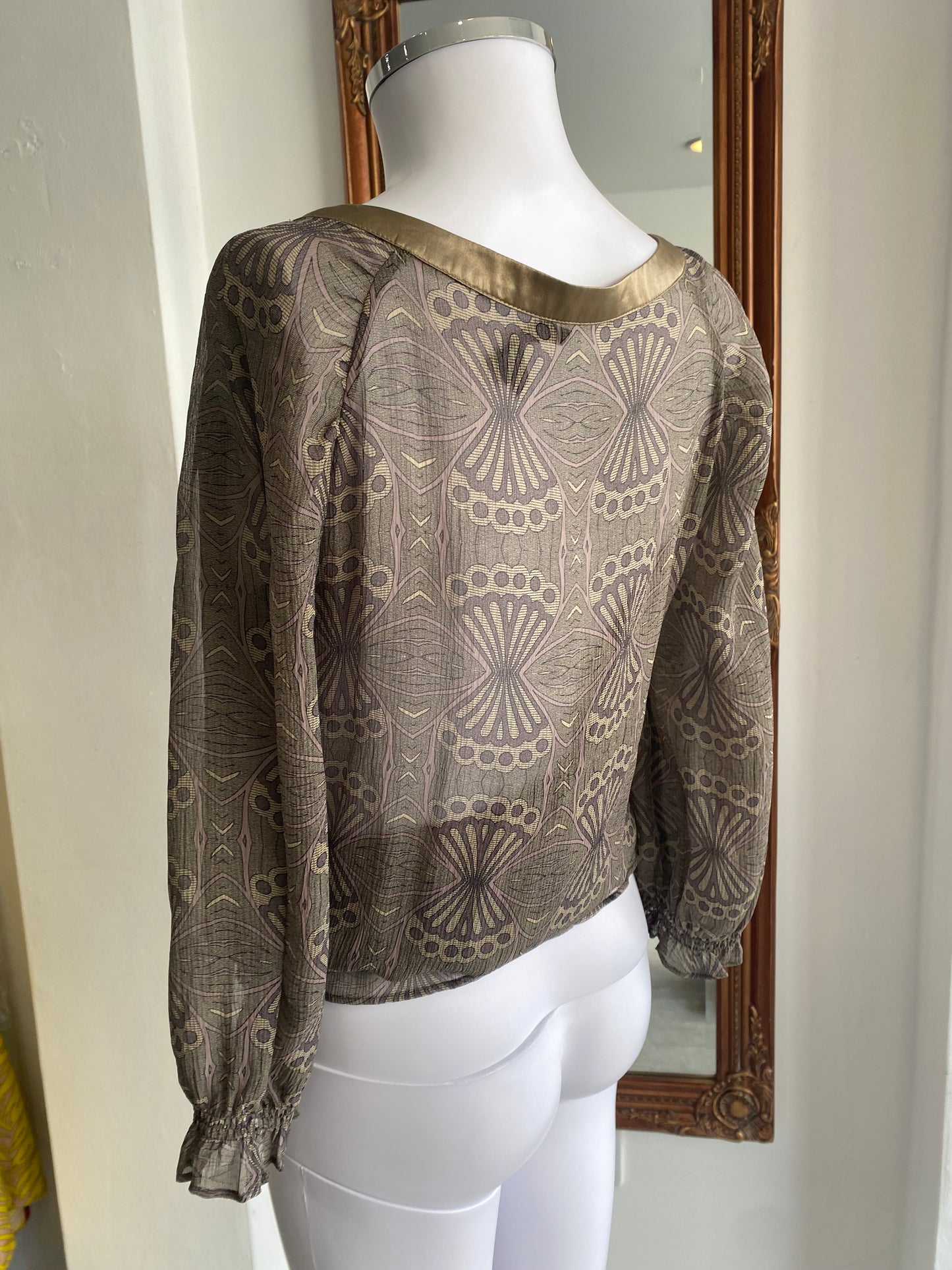 Ted Baker top size 8 silk