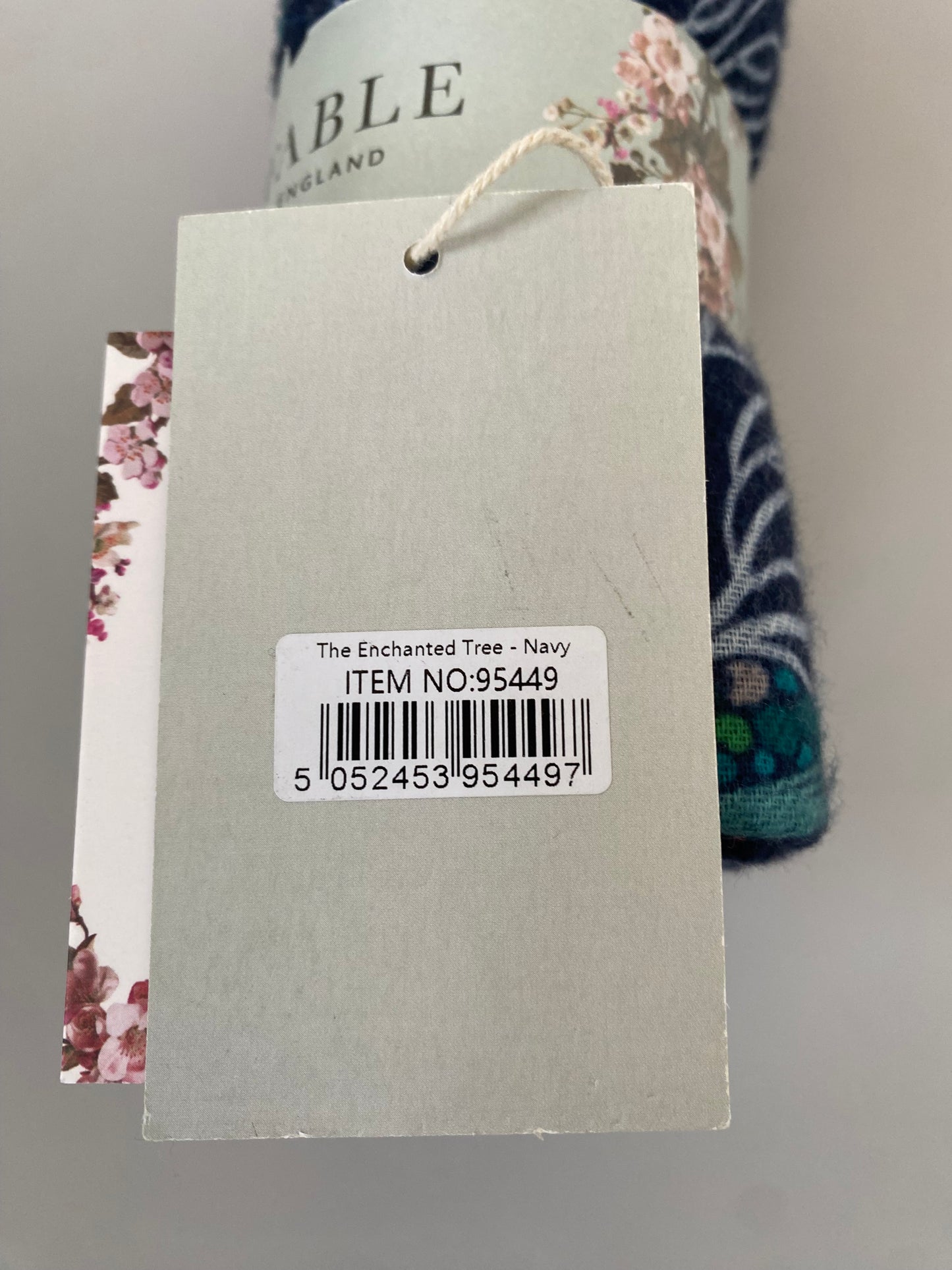 Fable woodland scarf brand new