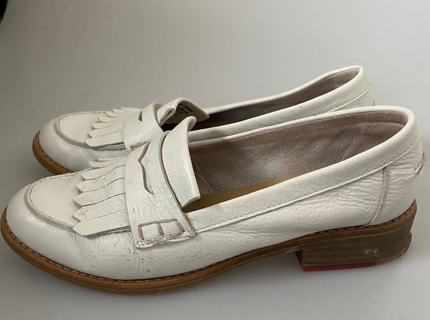 Aldo white leather loafers size 4.5