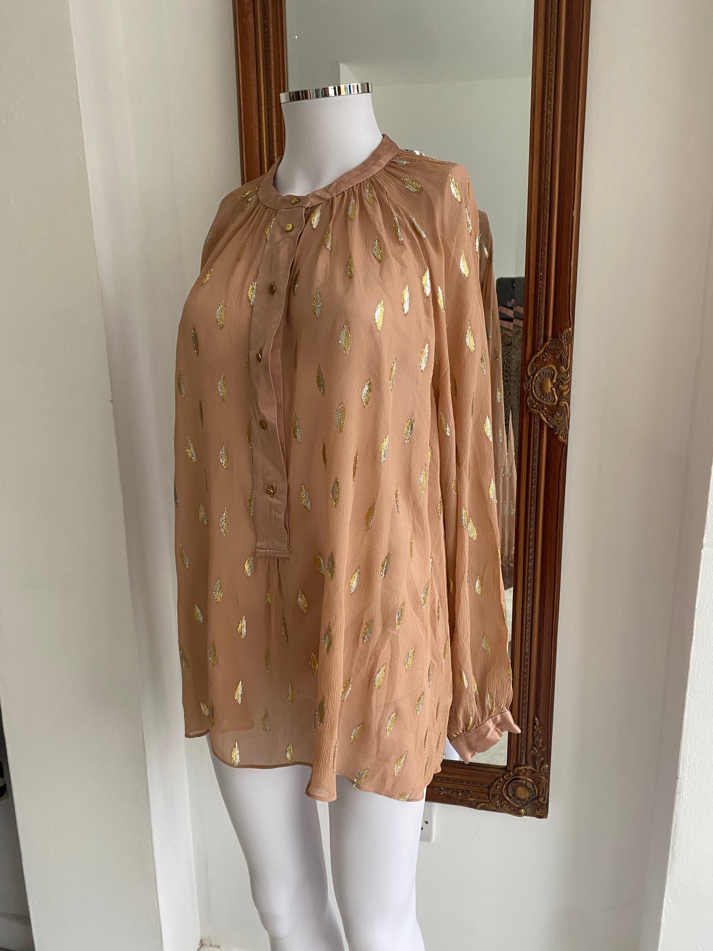 Gustav Beige Floaty Top Size 14