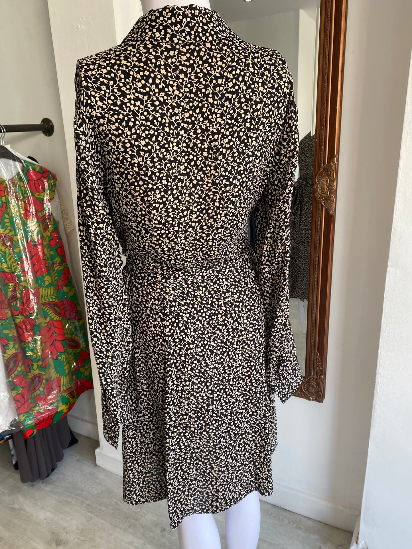 Whistles printed dress size 8