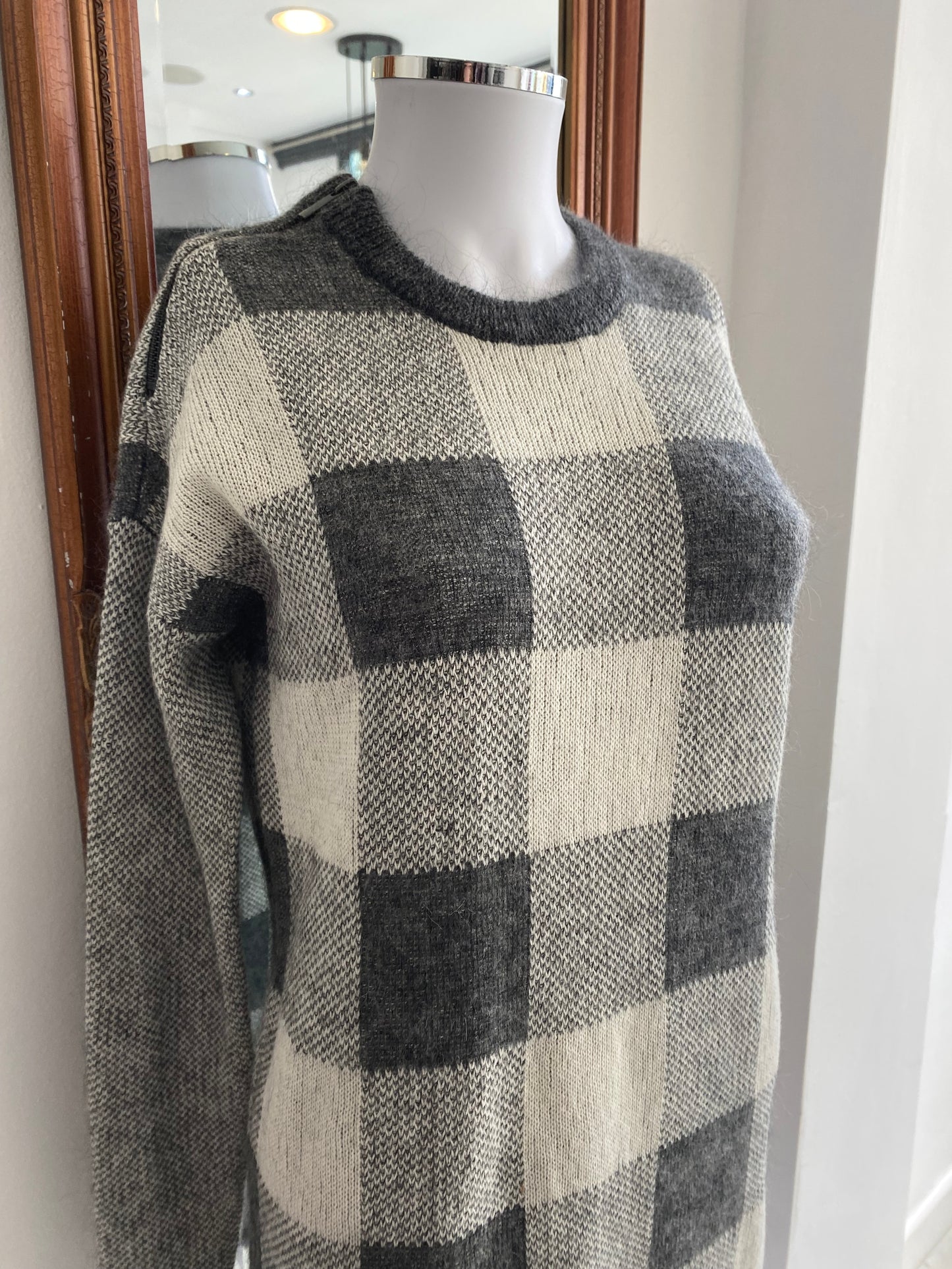 Banana Republic checked knitted dress size 8-10