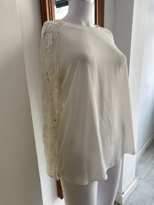 Zara white top with lace sleeves size 8