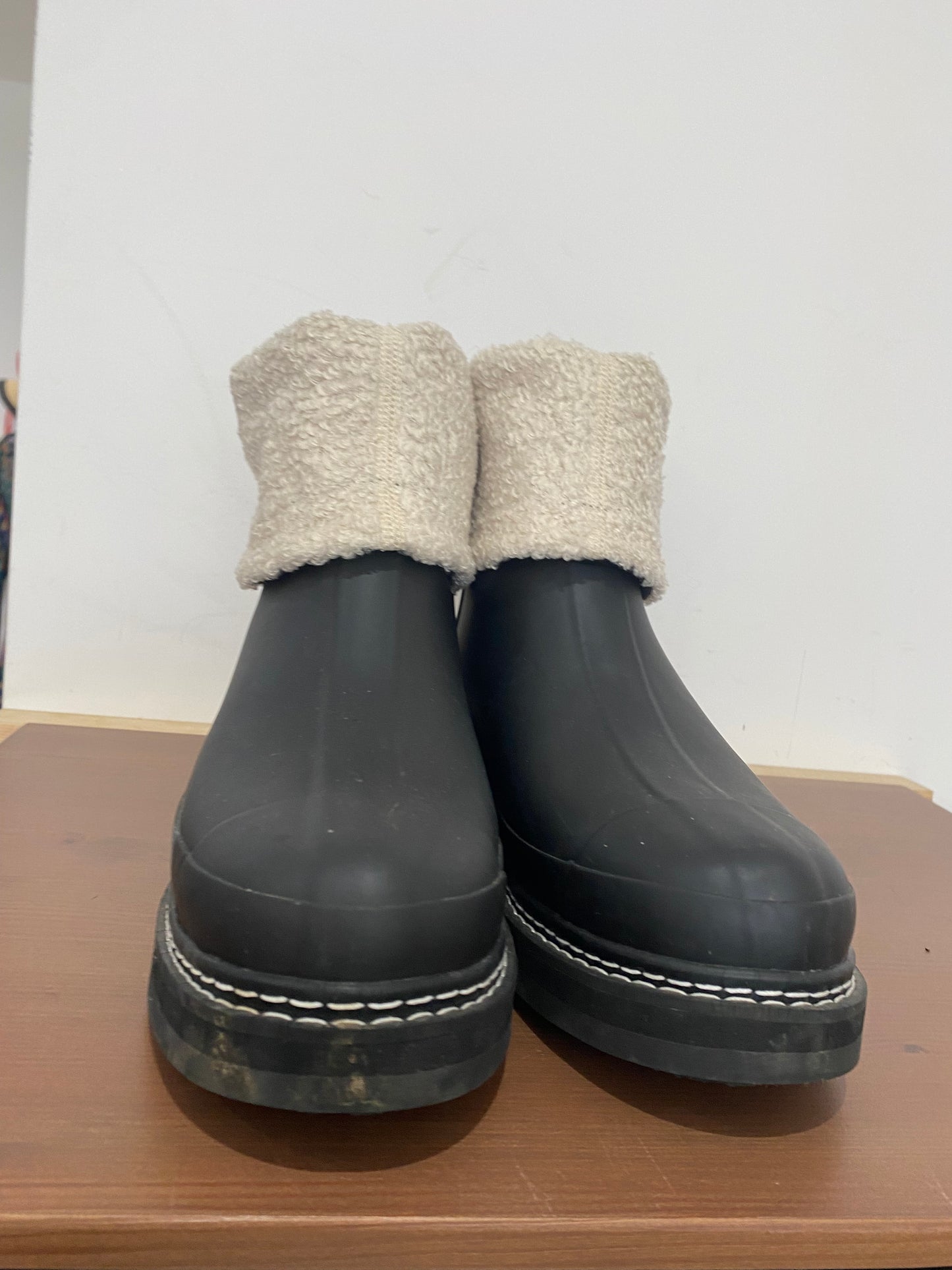 Hunter Refined Stitch Sherpa Black Wellington Boots Size 6