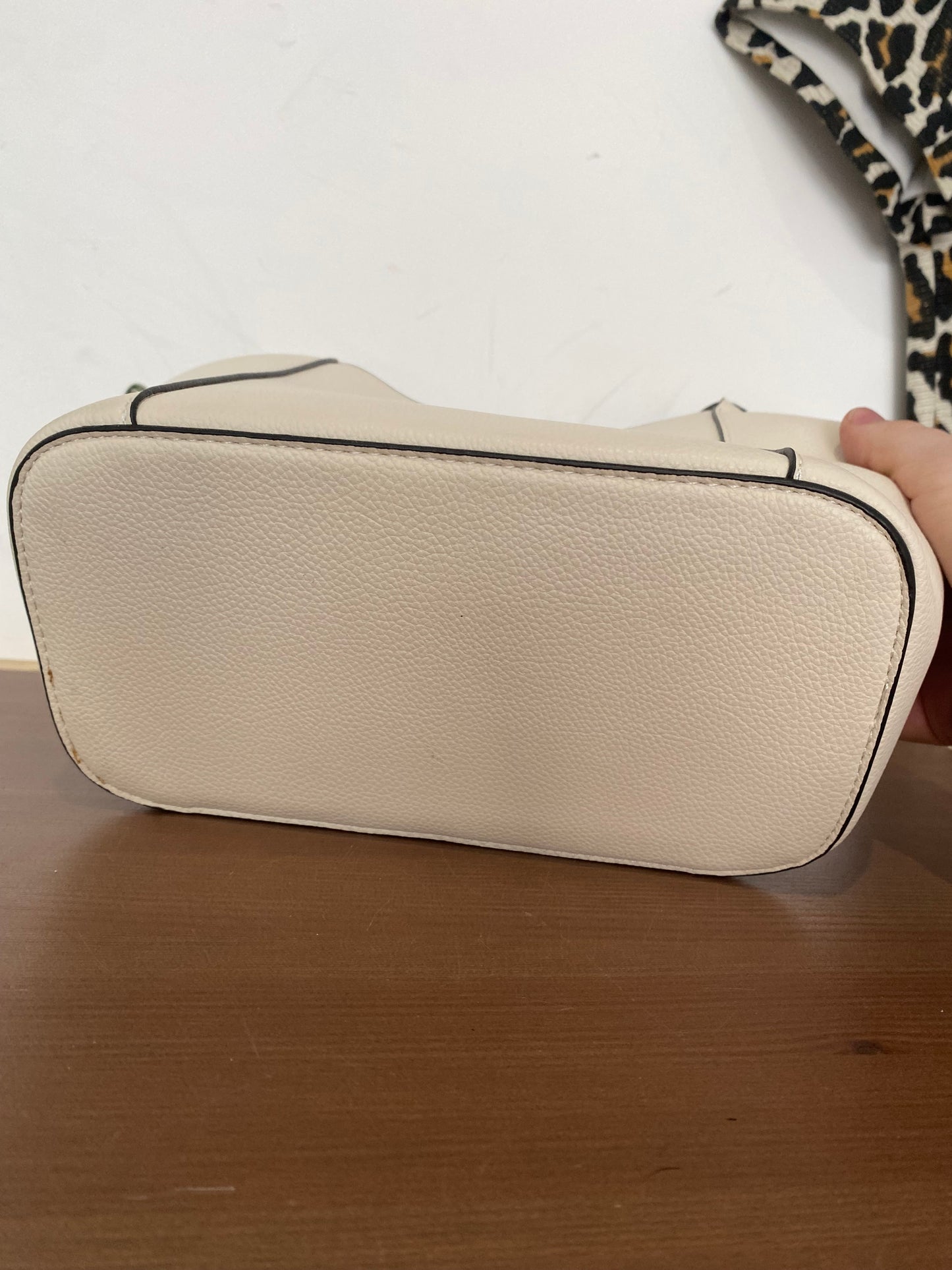 Red Cuckoo cream leather handbag brand new