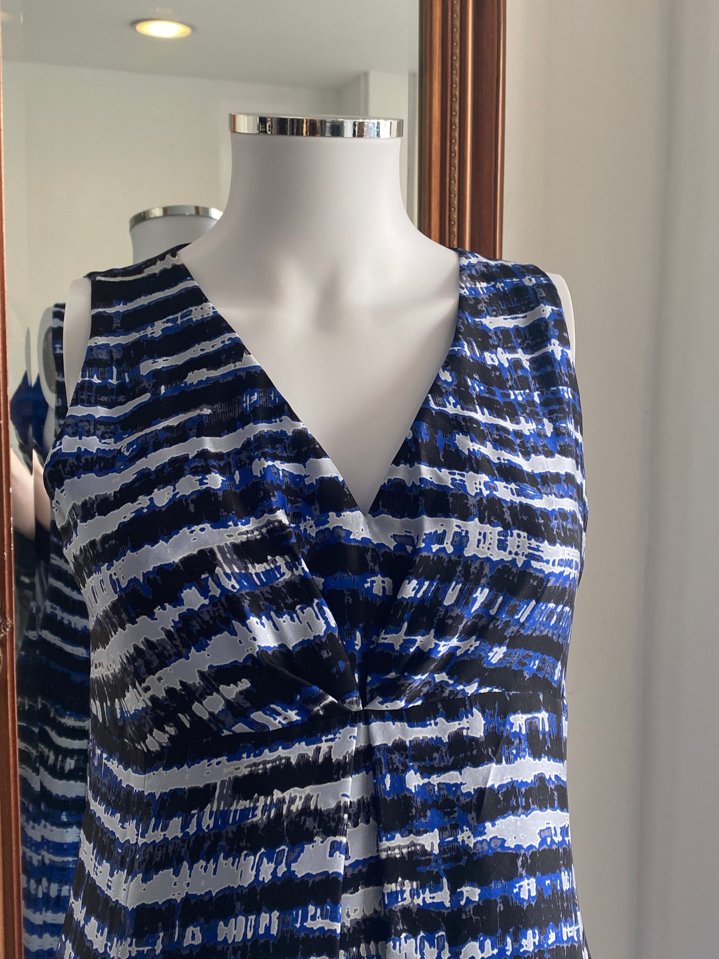 Hugo Boss Blue Patterned Silk Dress  Size 10